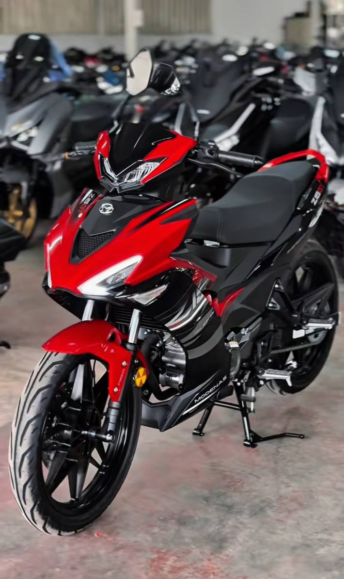 ☆めろん☆ 😍New Sports Moped King 👑 Kawasaki Modenas Z15 GT 🩸🩸🩸