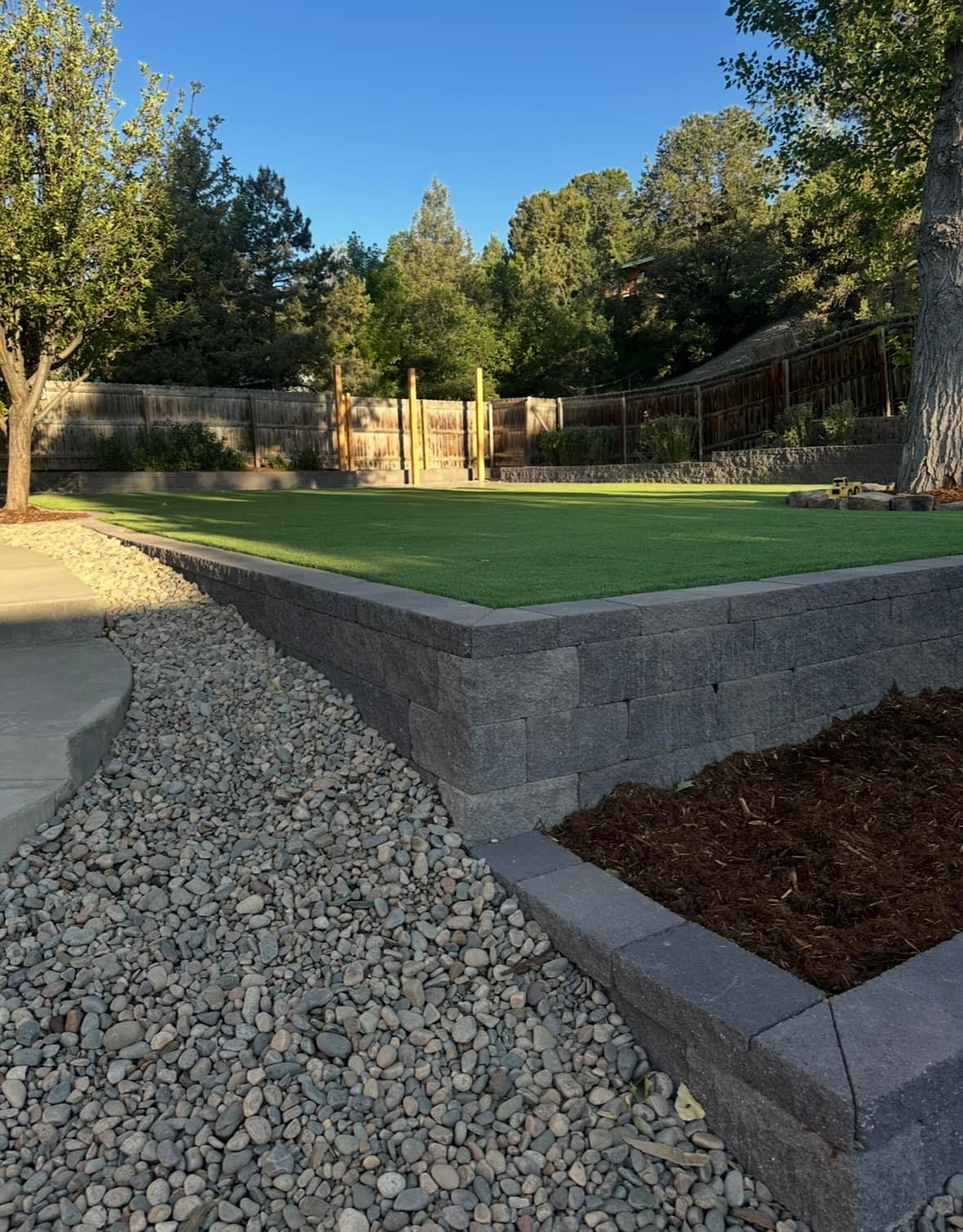 Custom Edge Landscaping and Snow Removal