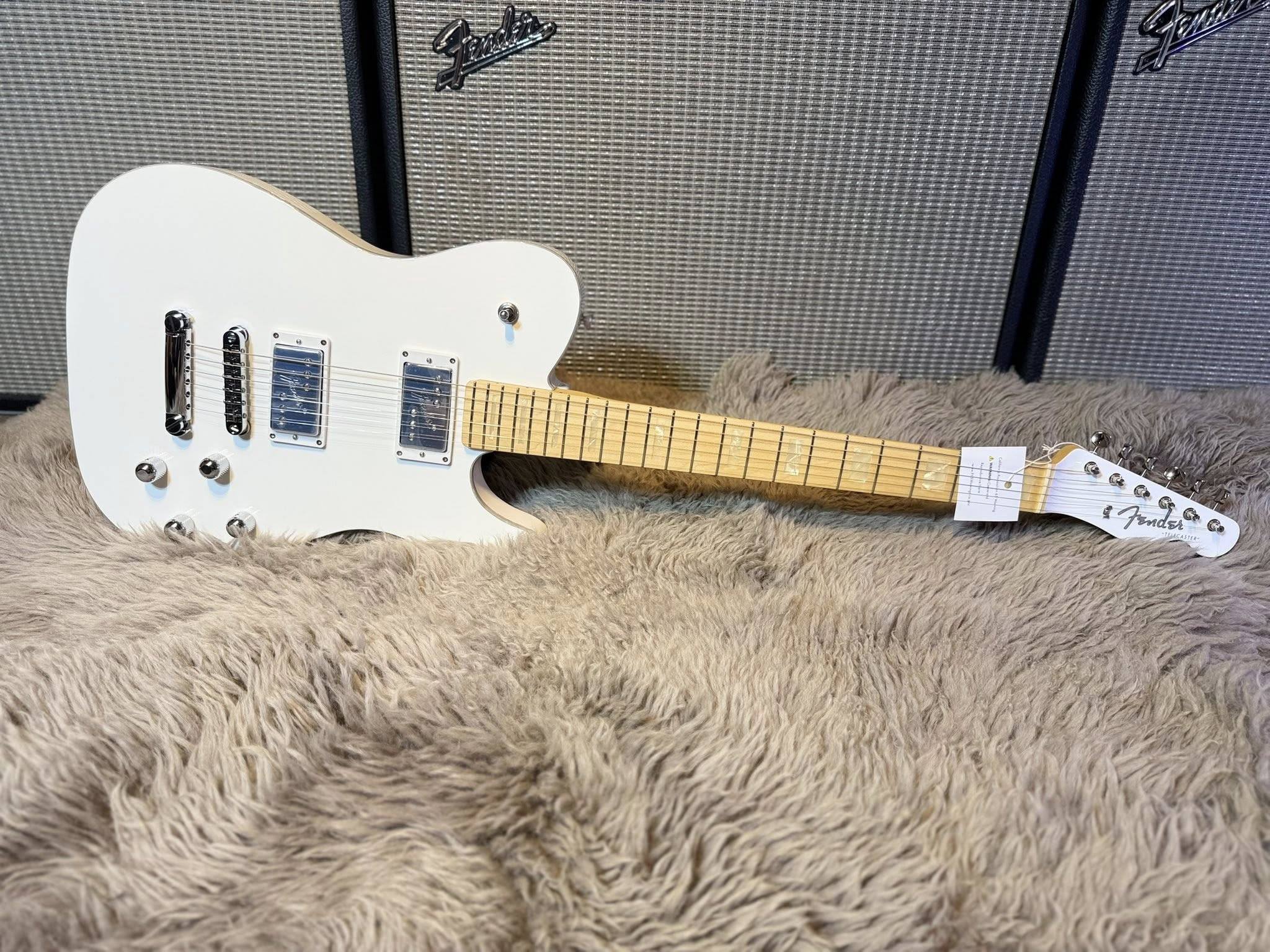 Fender Japan Scandal Haruna Boost Artic White The Fender Japan