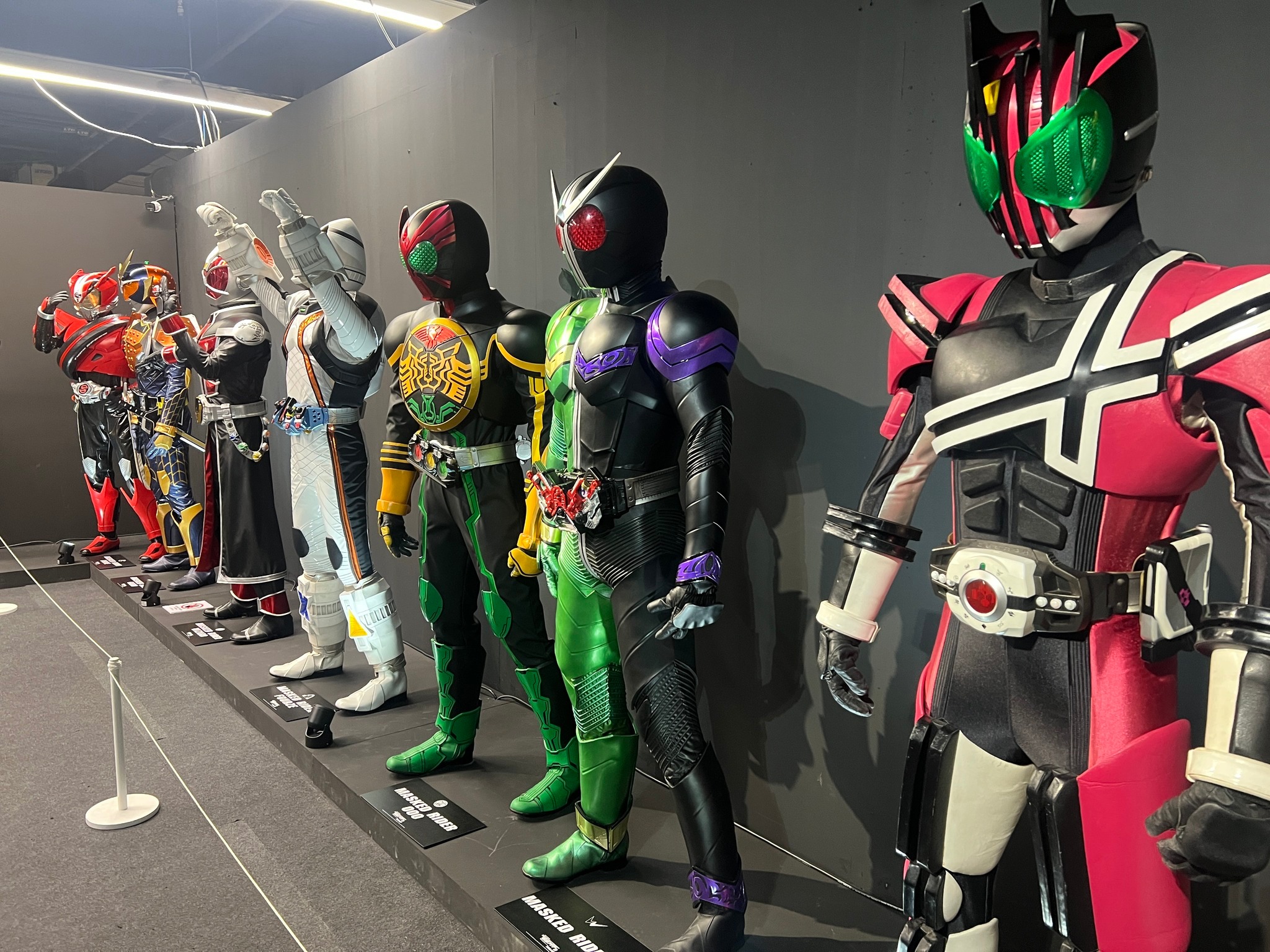 Re - ไปมาแล้ว นิทรรศการ MASKED RIDER 50 YEARS EXHIBITION ที่รวมการจัด ...