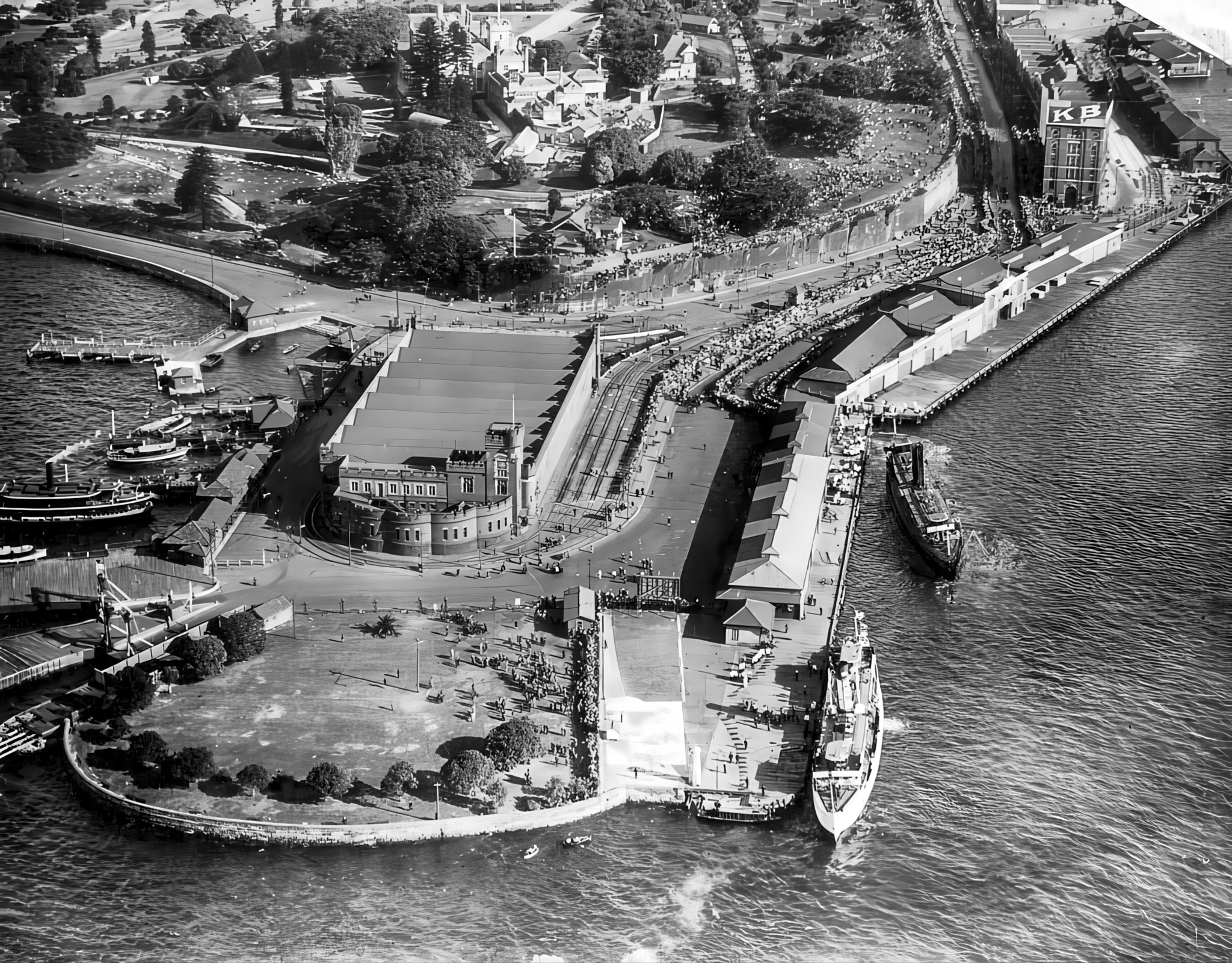 Australia-The History Of Us All | Bennelong Point in 1952 when it was ...