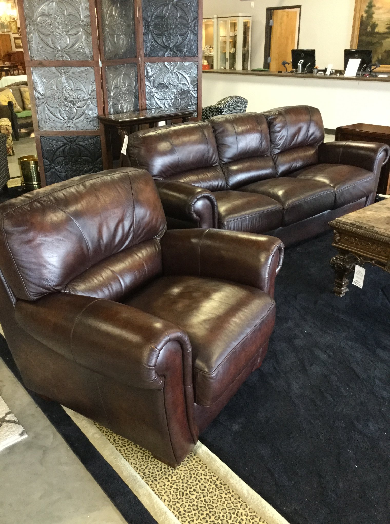 New consignments come in every... - 121 Consignment Furniture | Facebook