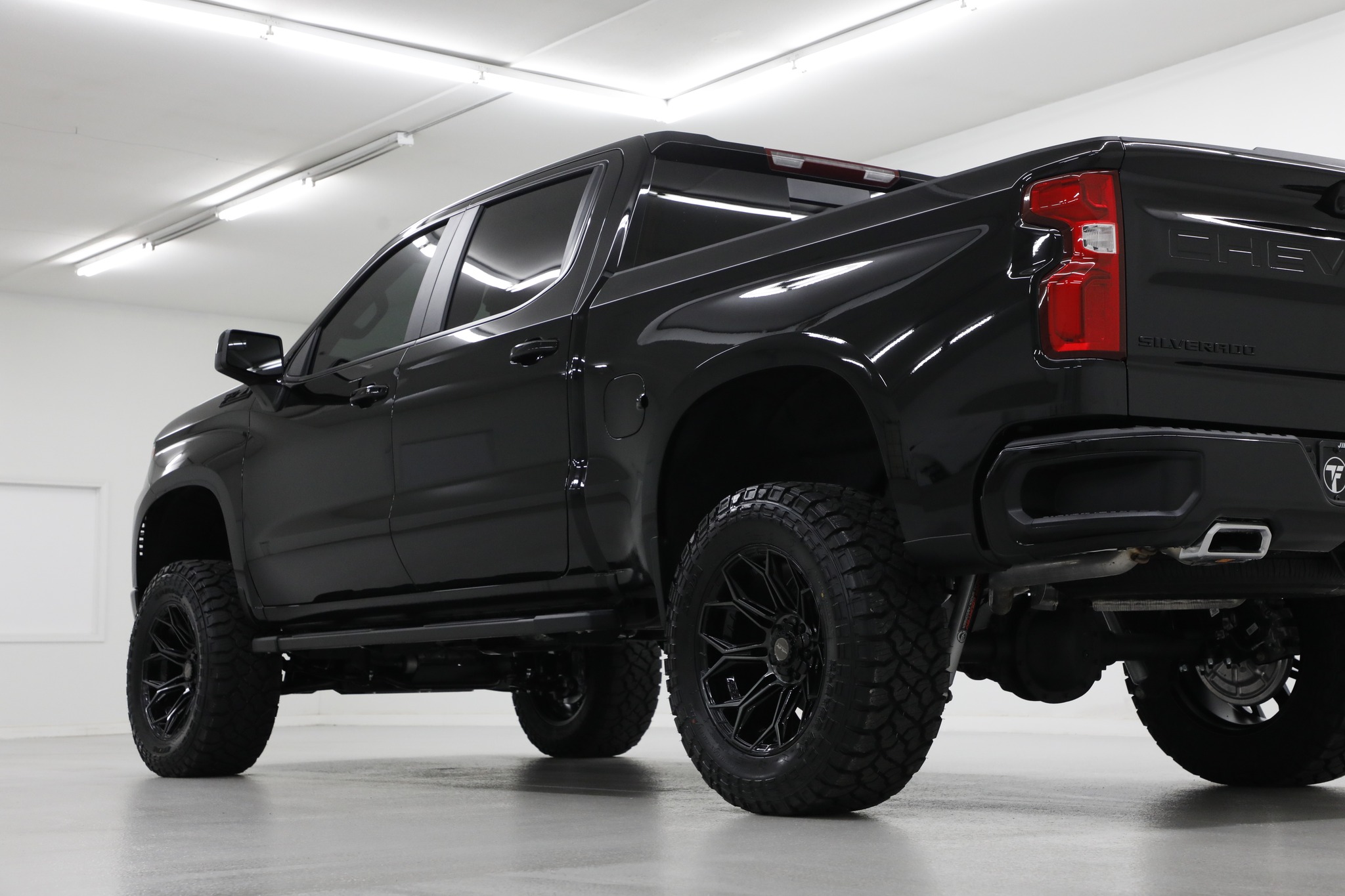 Jim - 📷Click here to view more DETAILED PHOTOS of this EXACT vehicle ...