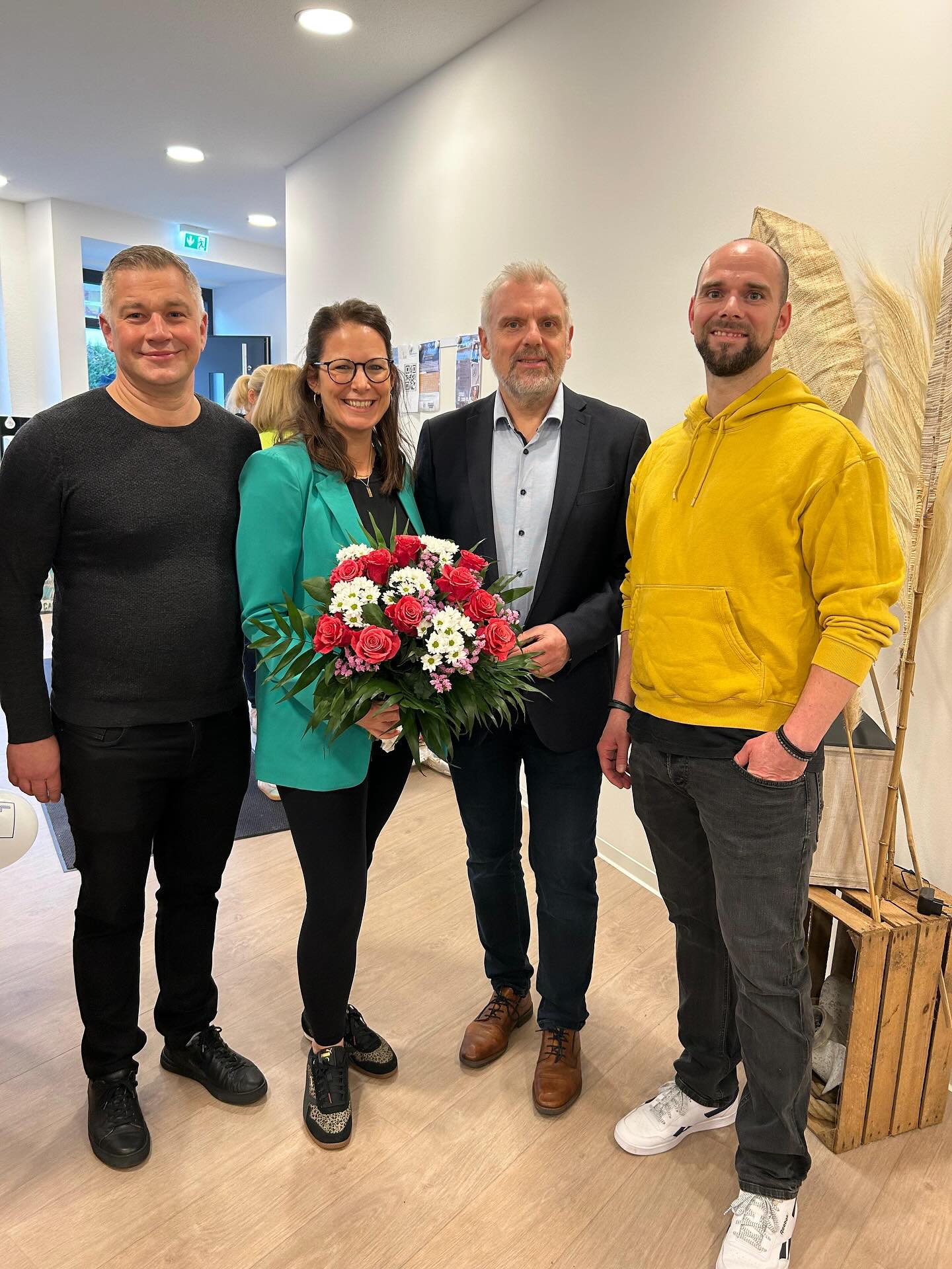 Unna.de 🎉 Alles Gute zur Geschäftseröffnung! 💐 Am Samstag war