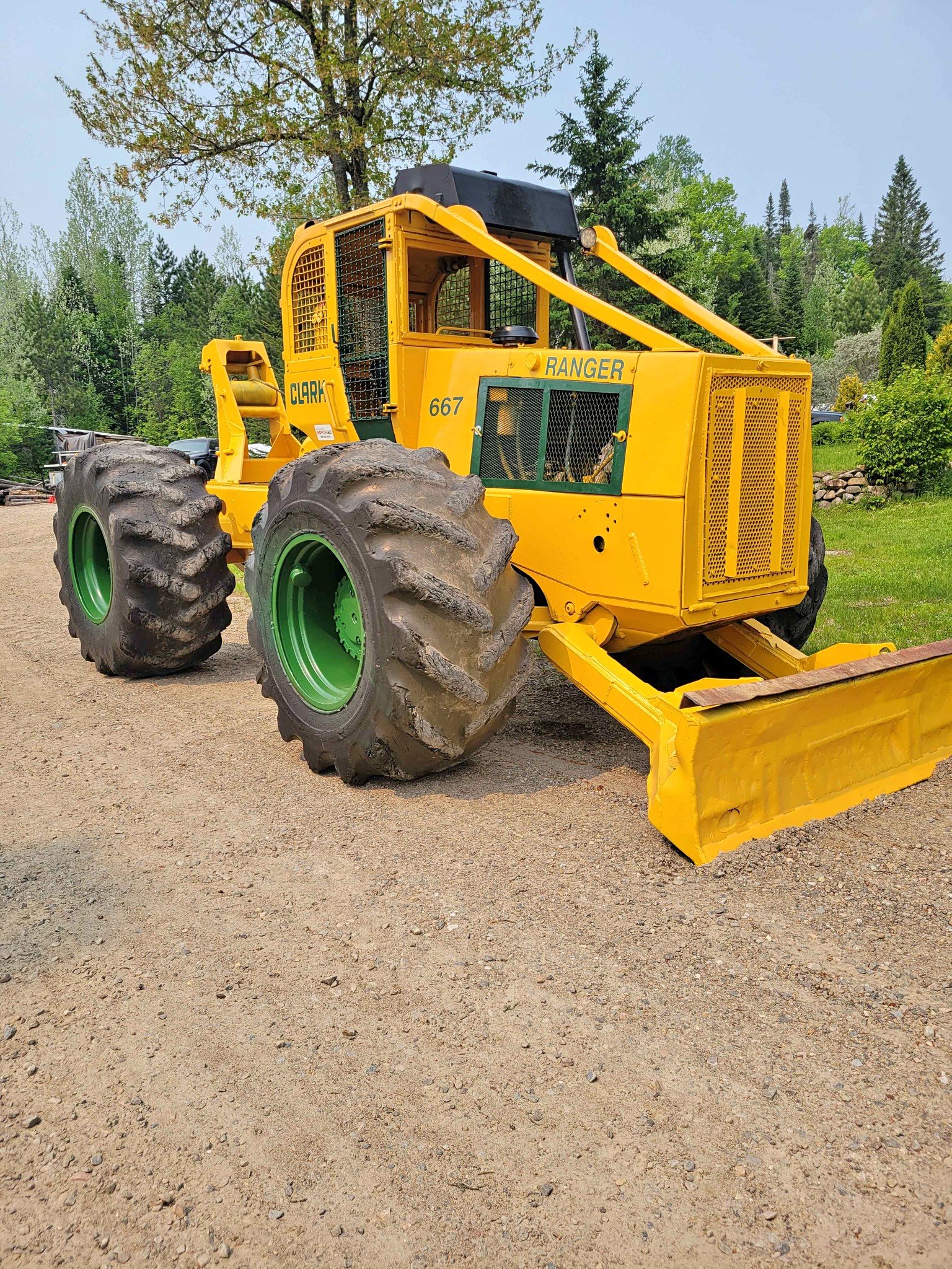 1980 Clark 667 ranger clark 667 - Commercial Vehicles - Sainte-Lucie-De ...