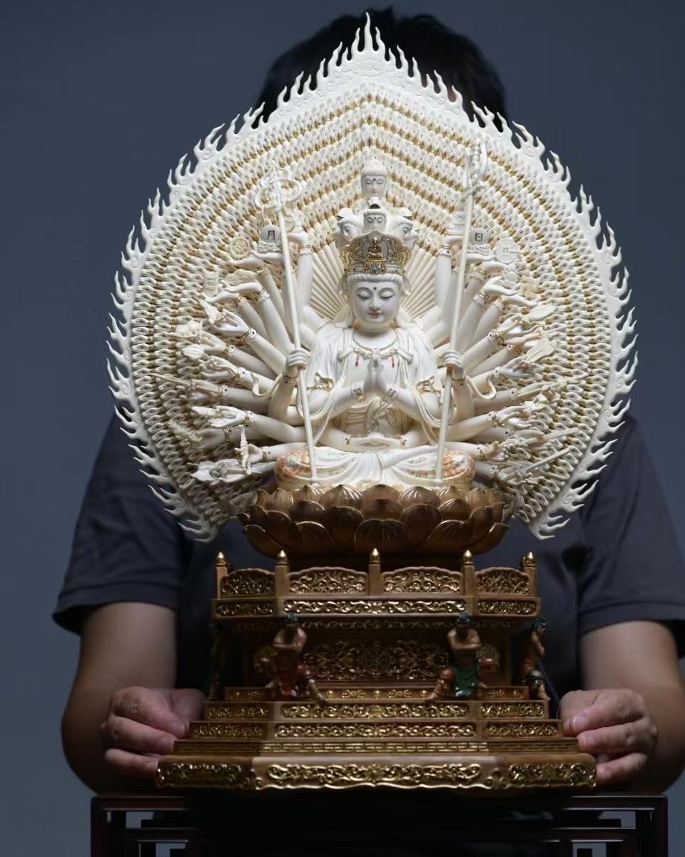 猛犸象牙·老山檀香——千手观音「年度重器-省大师亲工」制作恭虔心谨