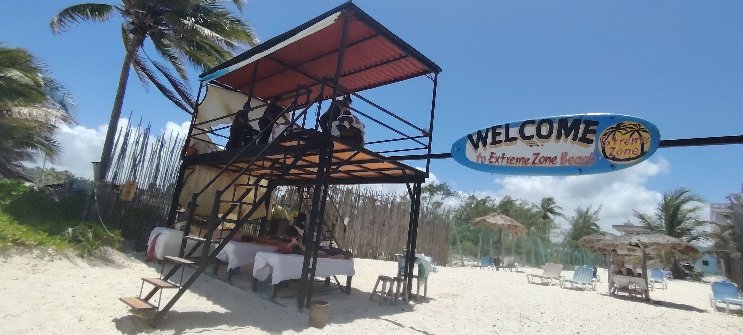 Dc Explorer - Snorkeling in Isla Mujeres and swim with whale sharks ...