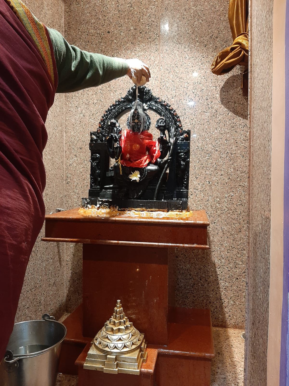 Hanuman Dwarka Mandir - Shivaya Rudraya Namaha Sri D N Kumar and family ...