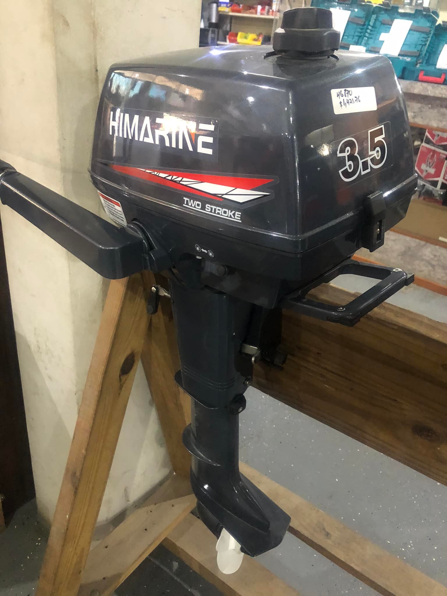 Circle R Hardware | Blue Creek