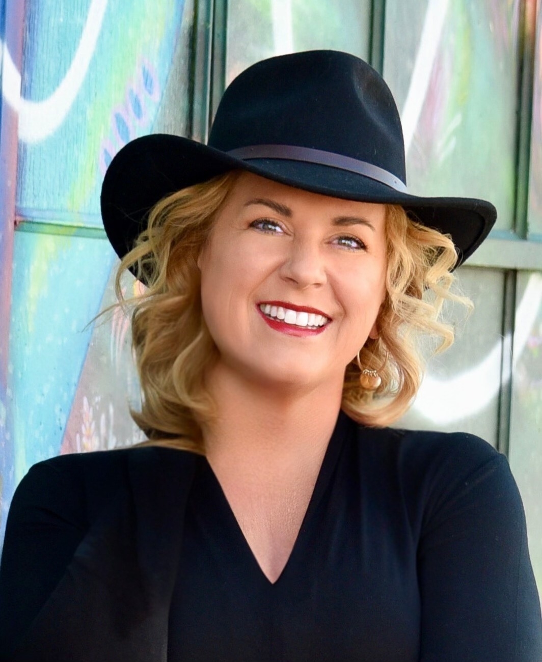 April Rasmussen / Coldwell Banker Realty | Englewood CO