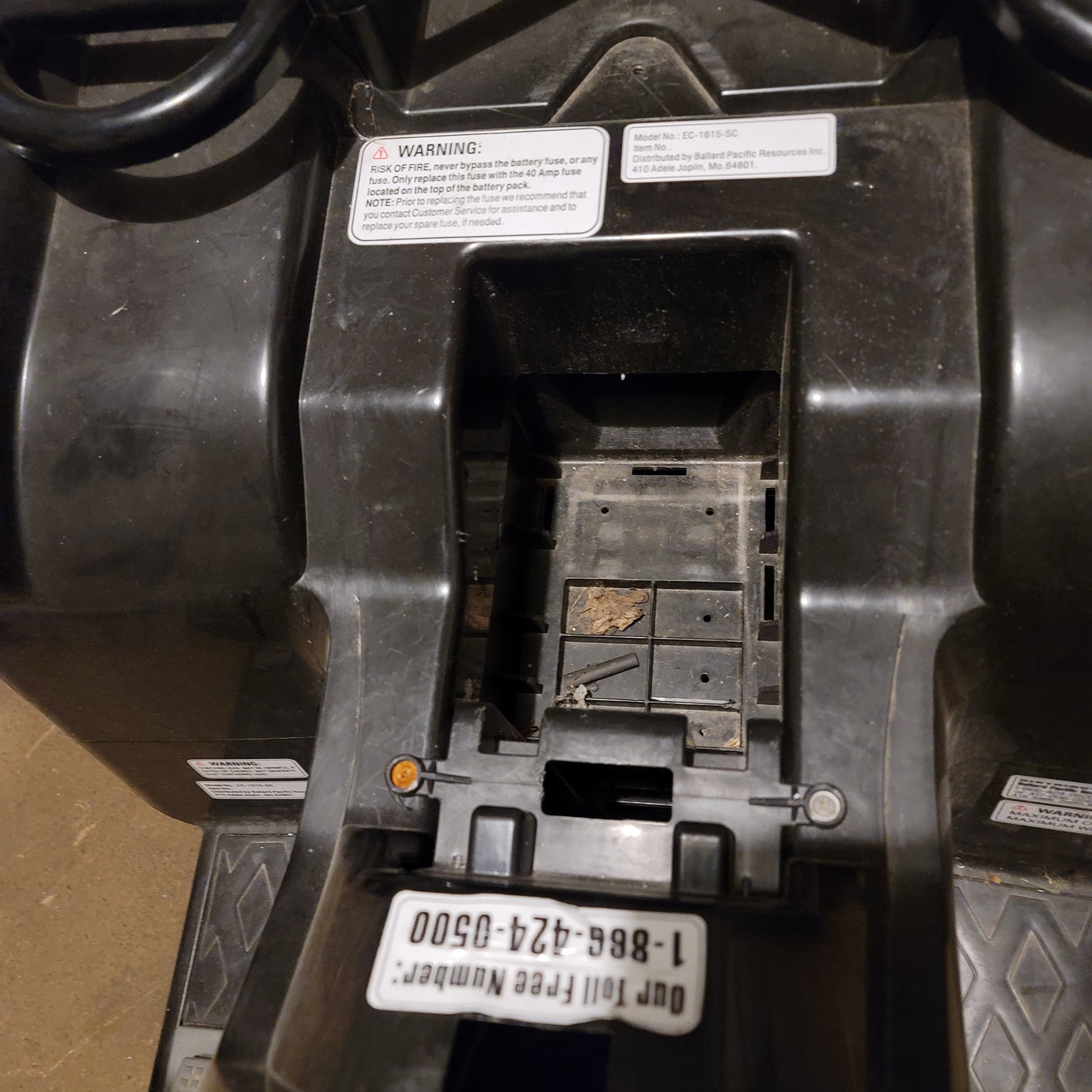 $400 Porterville Area Battery 4amp Charger included Self Propelled