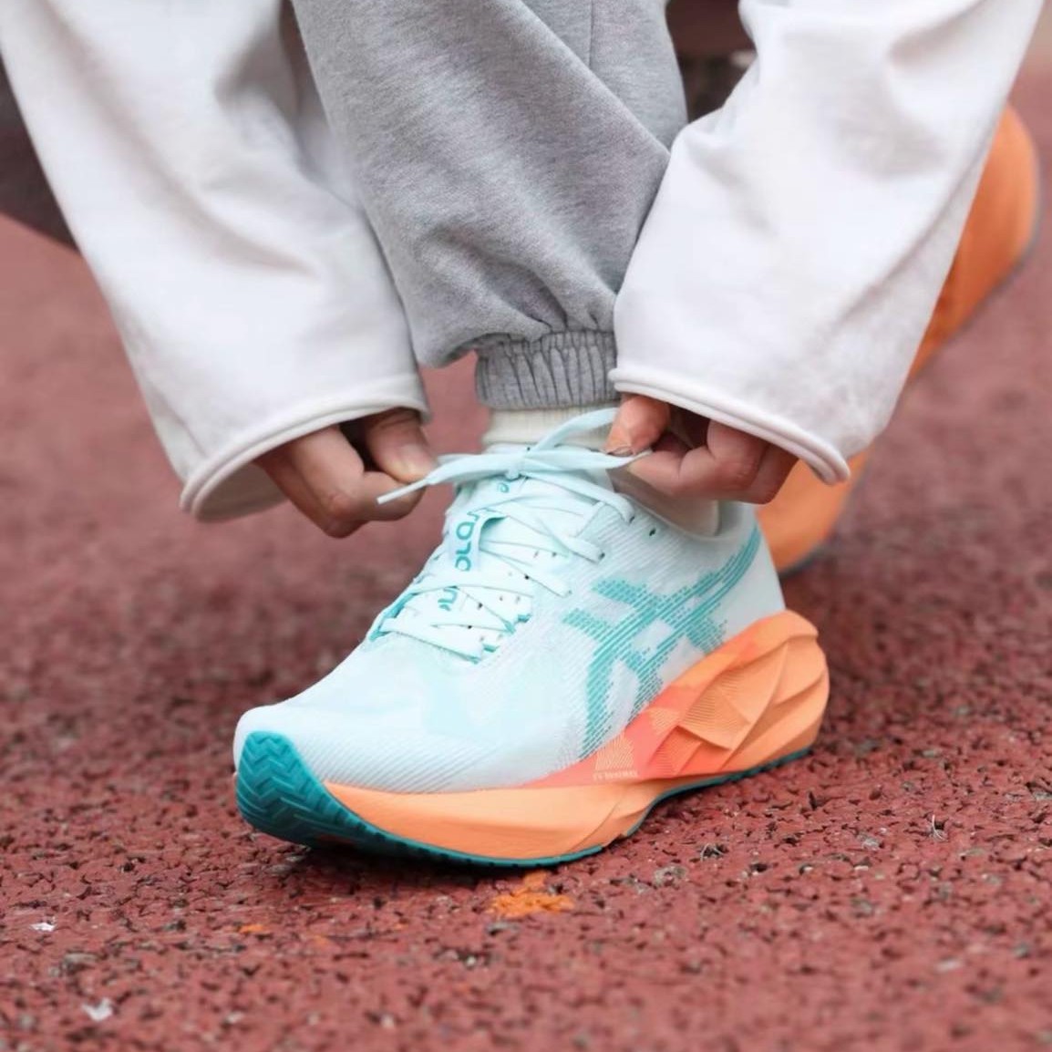 IN TRANSIT⚡⚡ Asics Novablast 5 'Soothing Sea/Wave Teal'✨ SKU