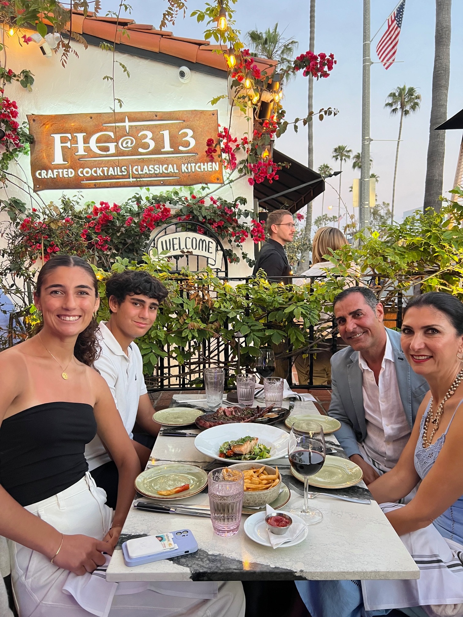 The Aesthetic Lounge | Newport Beach CA