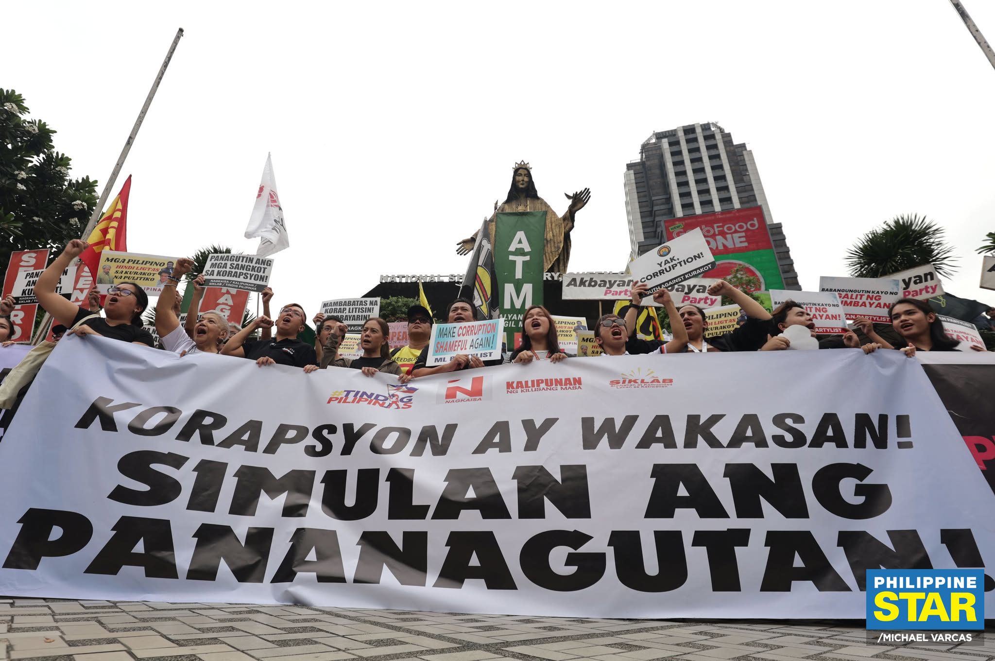 Philippine Star - Various groups hold an anti-corruption... | Facebook