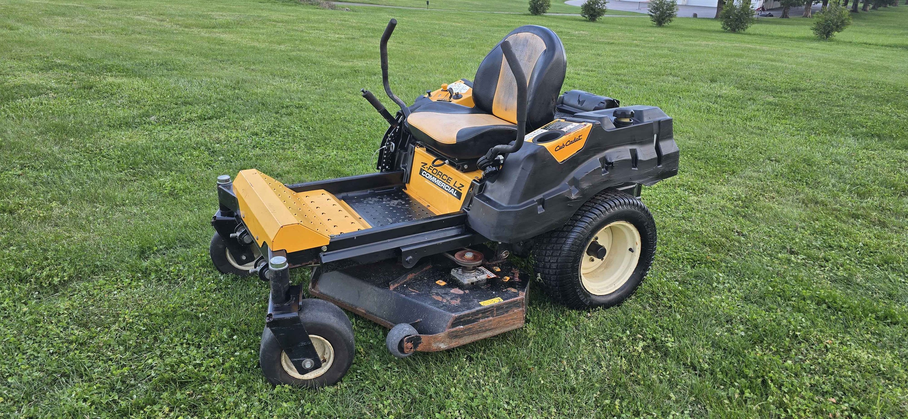 Cub Cadet Commercial Z-Force 48