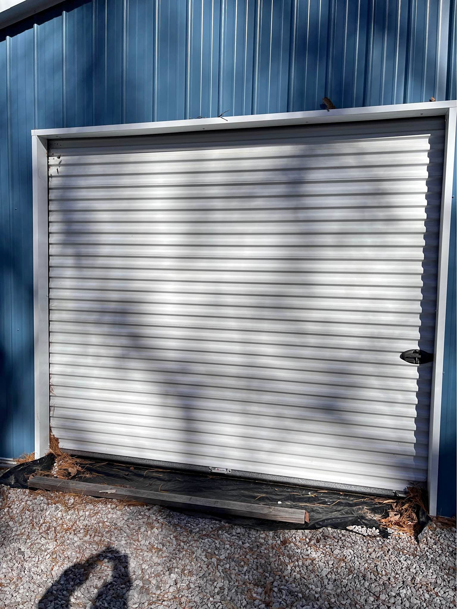 Trac-Rite model 944 - 9’x8’ Roll Up Door - Fencing - Crossville ...