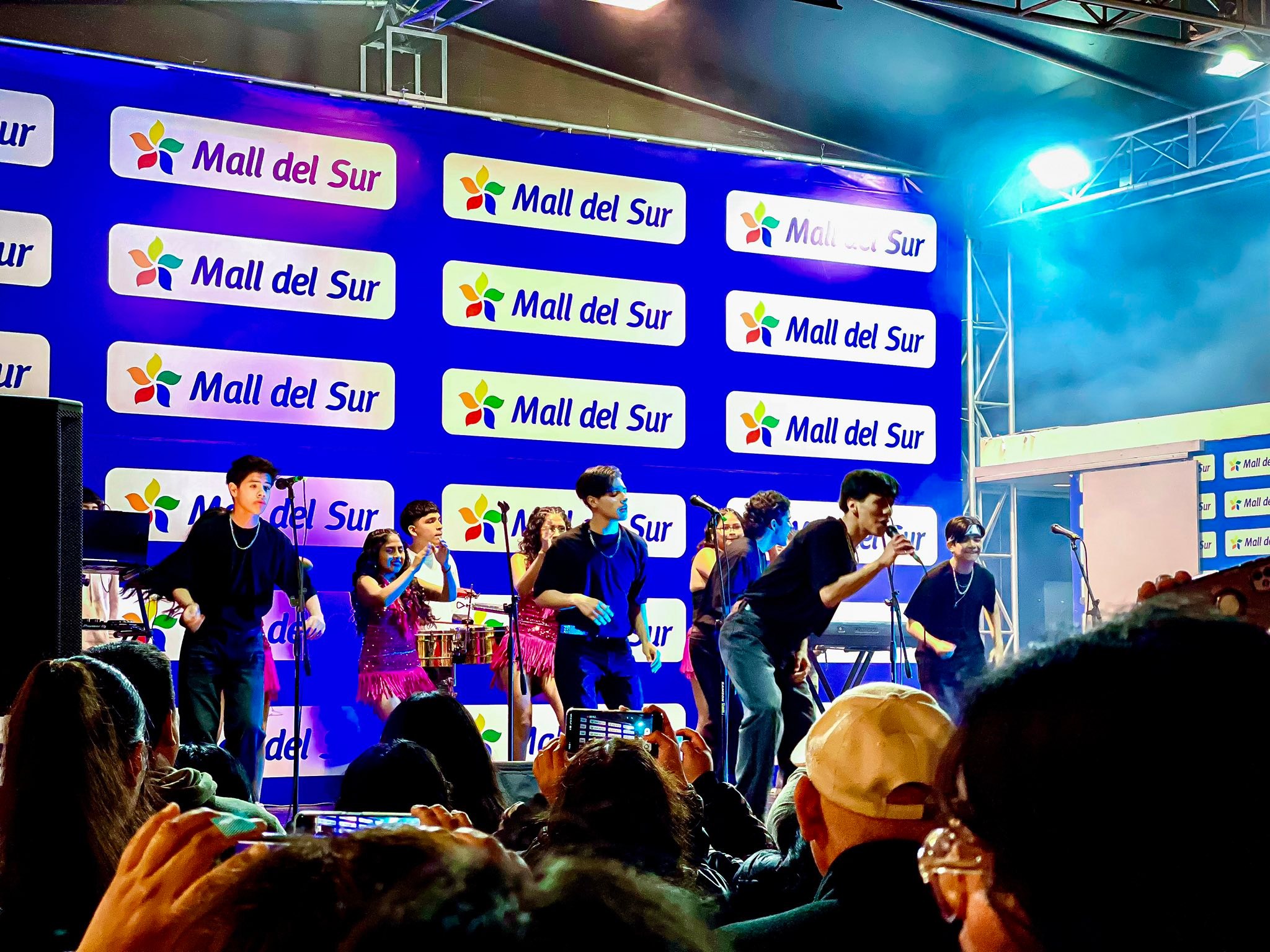 Mall del Sur - El elenco de la divertida y emotiva... | Facebook