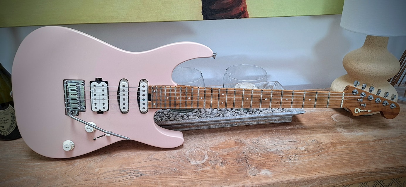 1990 Charvel DK-065-SSH Superstrat guitar