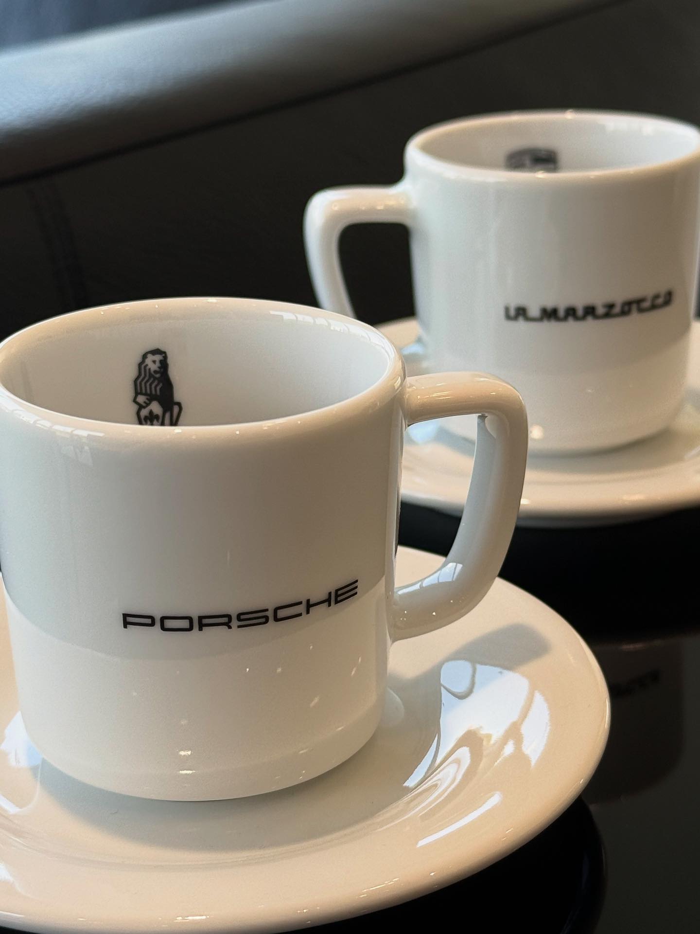 ポルシェライフスタイルのご紹介】 『Porsche × LA MARZOCCO
