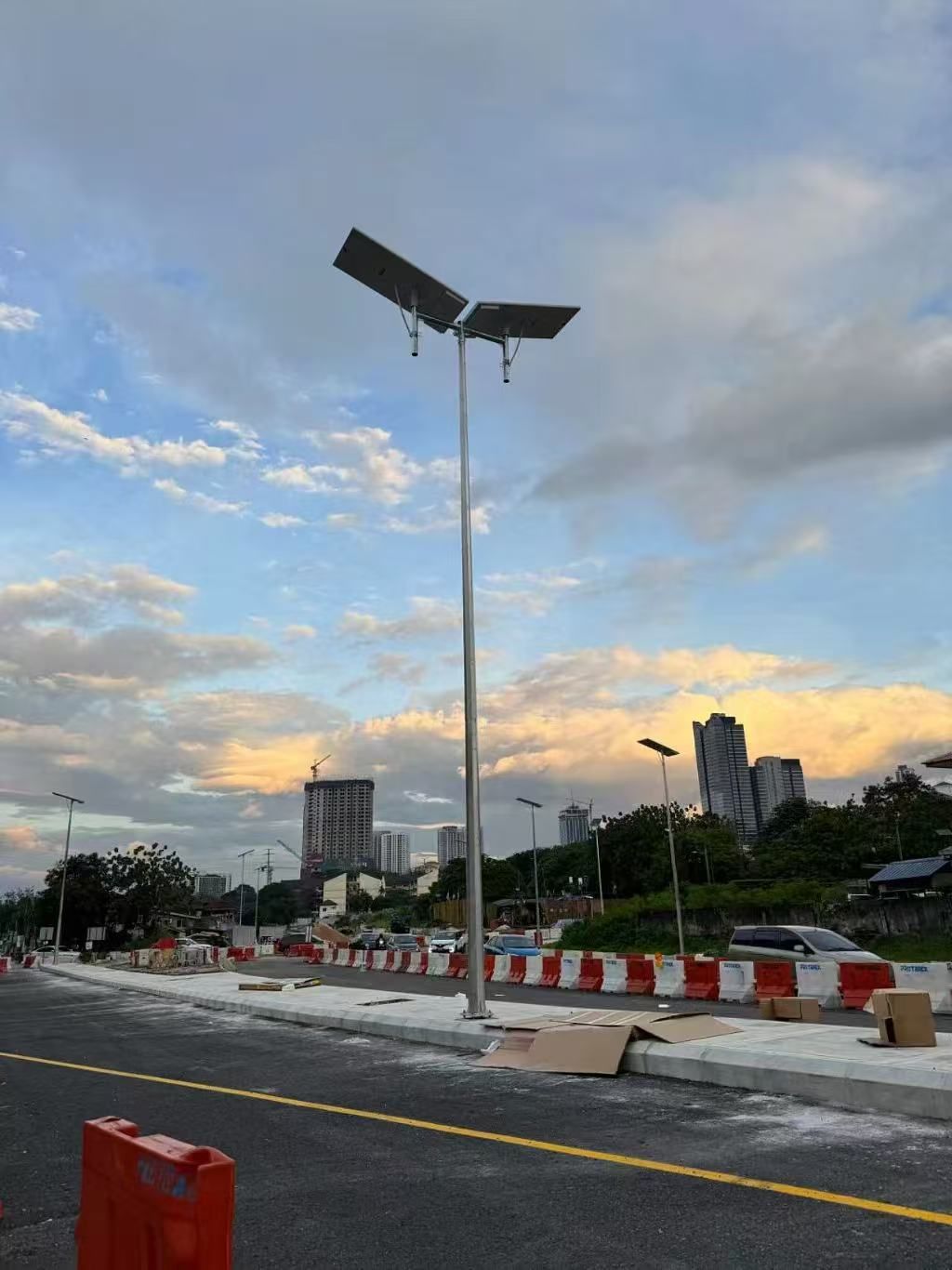 QueNeng Solar Street Lighting