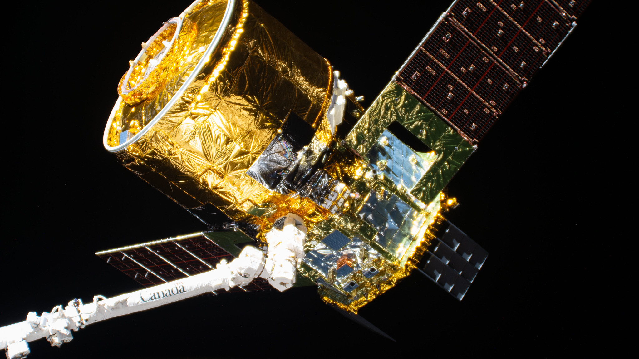 International - iss073e0988464 (Oct. 29, 2025) --- The new HTV-X1 cargo ...