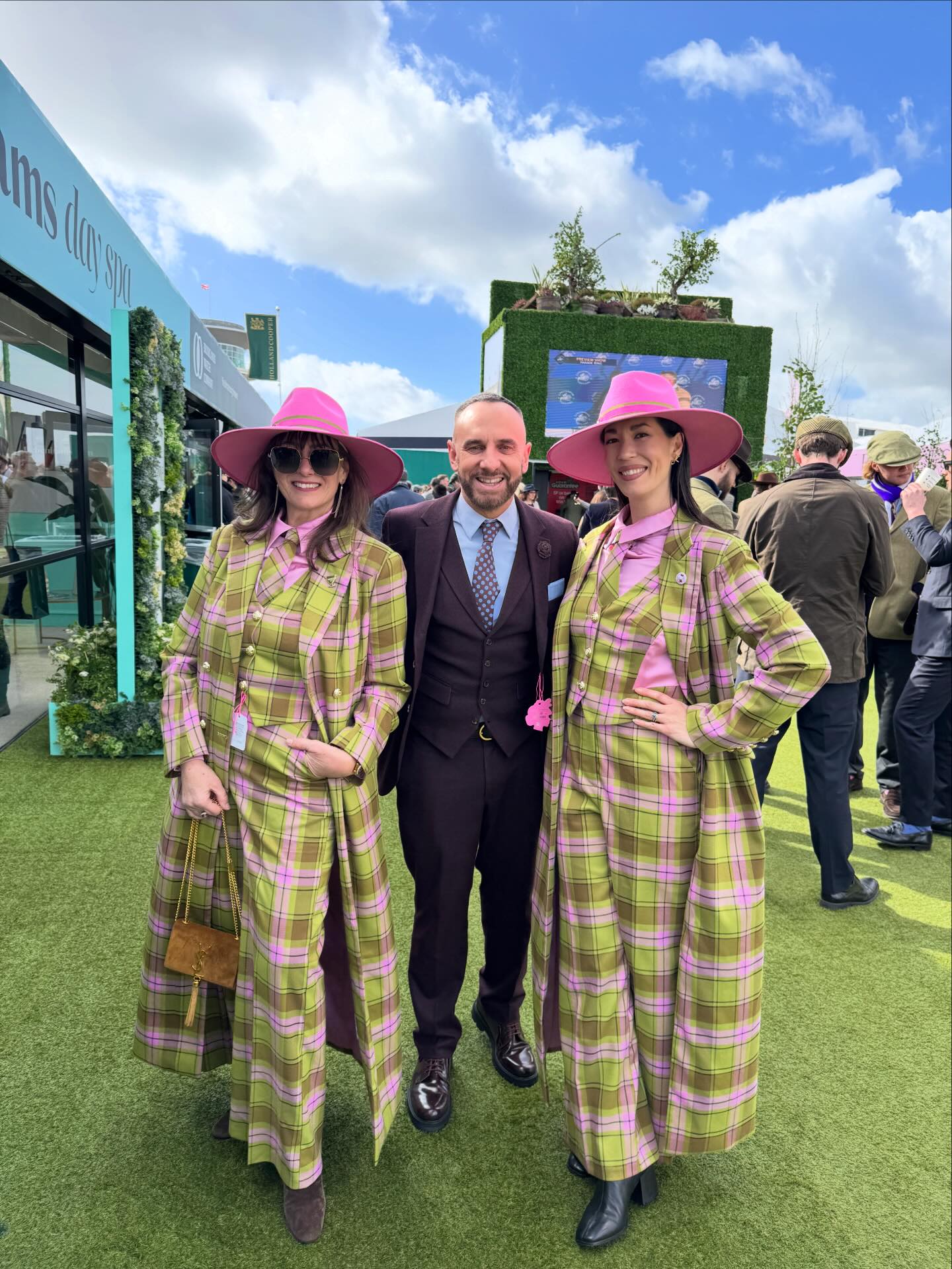 cheltenham ladies day dress Such a gorgeous at day today. I was here with @coastfashion at the @debenhams day spa and I saw some STUNNING outfits ❤️ @josiegibson85 looked spectacular and I got knee-length-cocktail-dresses