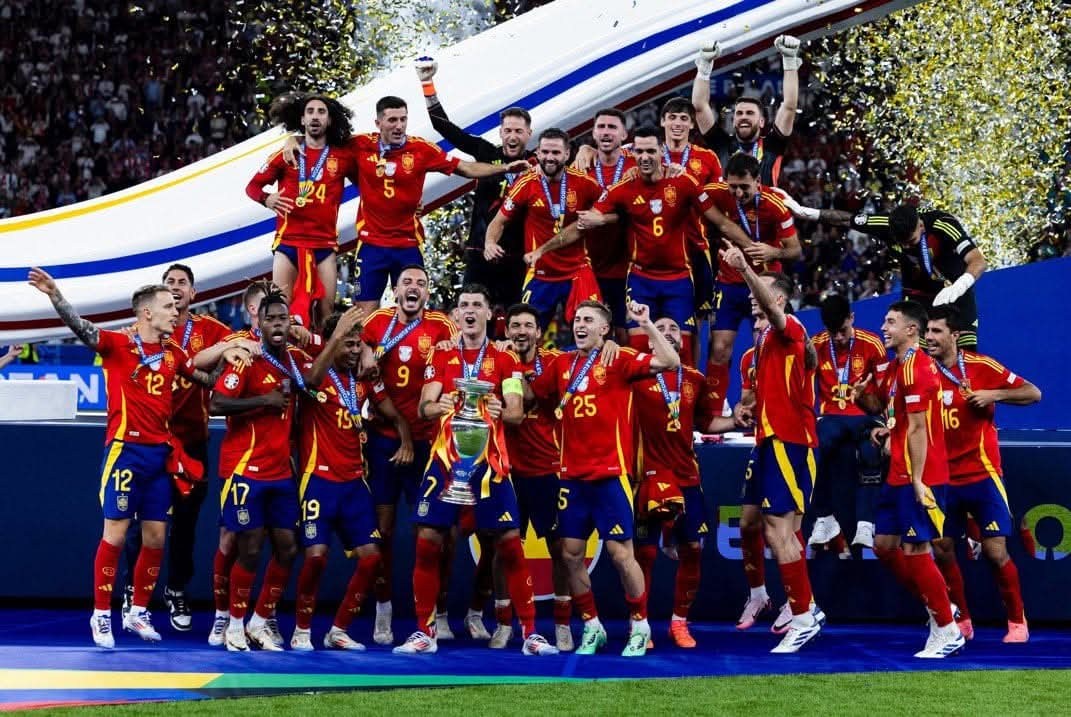Spain 🇪🇸 at Euro 2000 were involved in some entertaining games