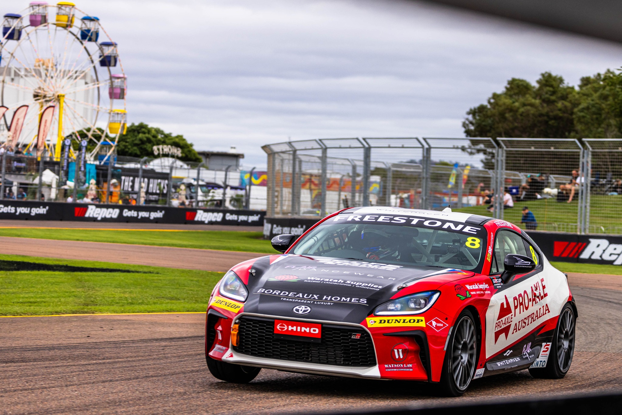 Sieders Racing - Just 15 minutes away from Australian V8 Ute Racing ...