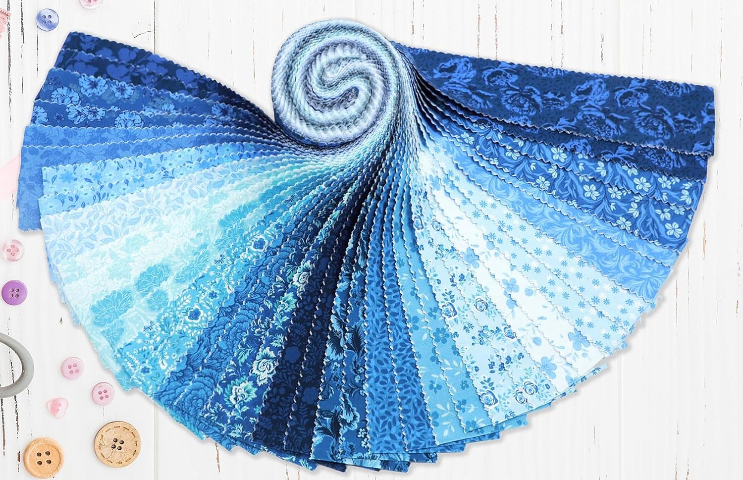 Quilting - This beautiful jelly roll of 2 1/2" strips will make a ...