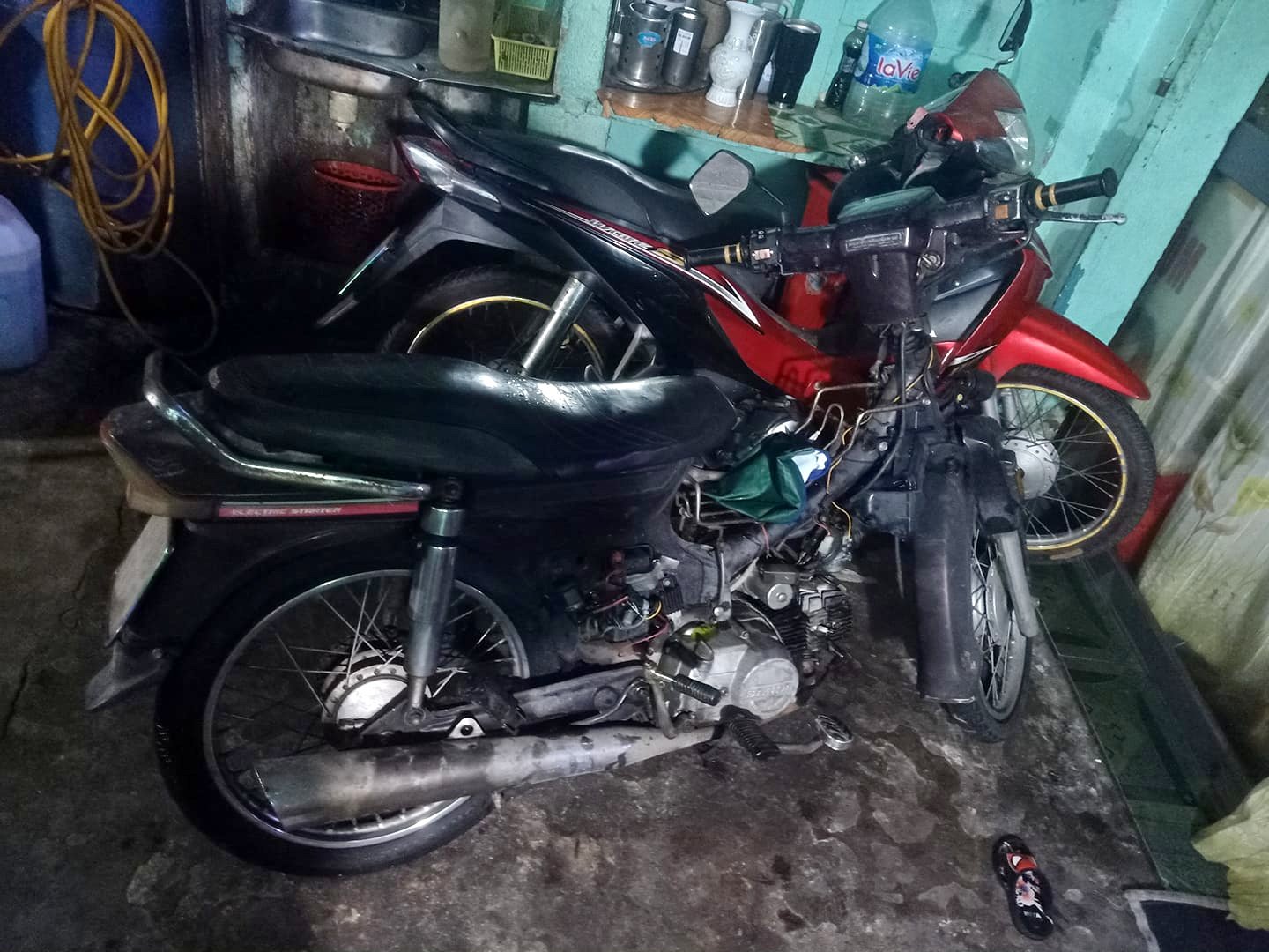 Xe bi lúp k chay dc bán ve chai 1tr khổi trả giá gtdd