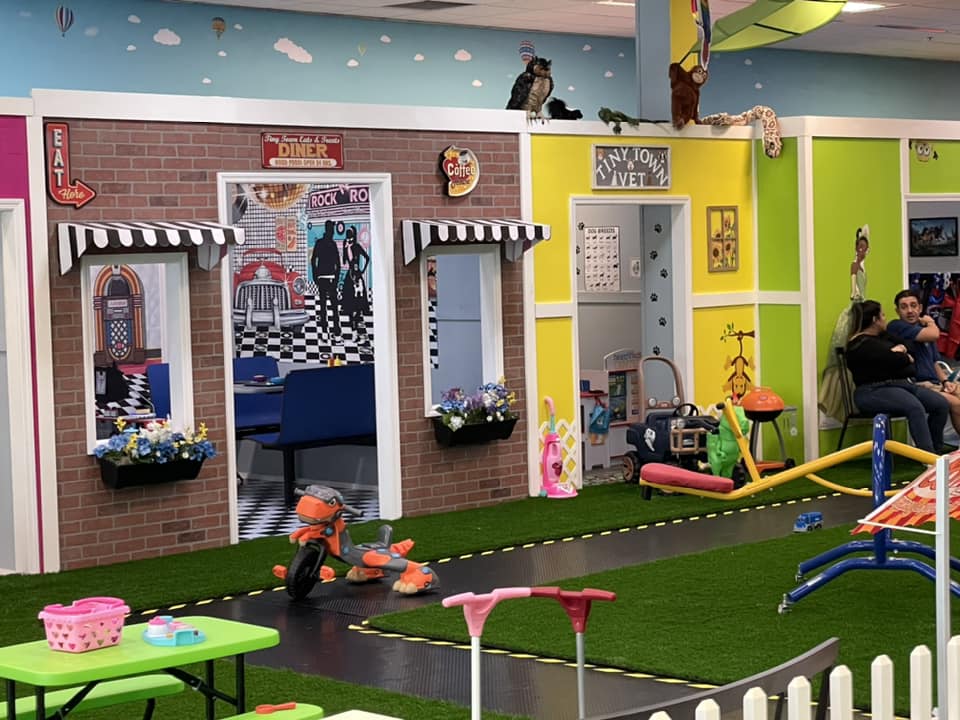 LolliPops Indoor Playground & Party Place | Ocoee FL