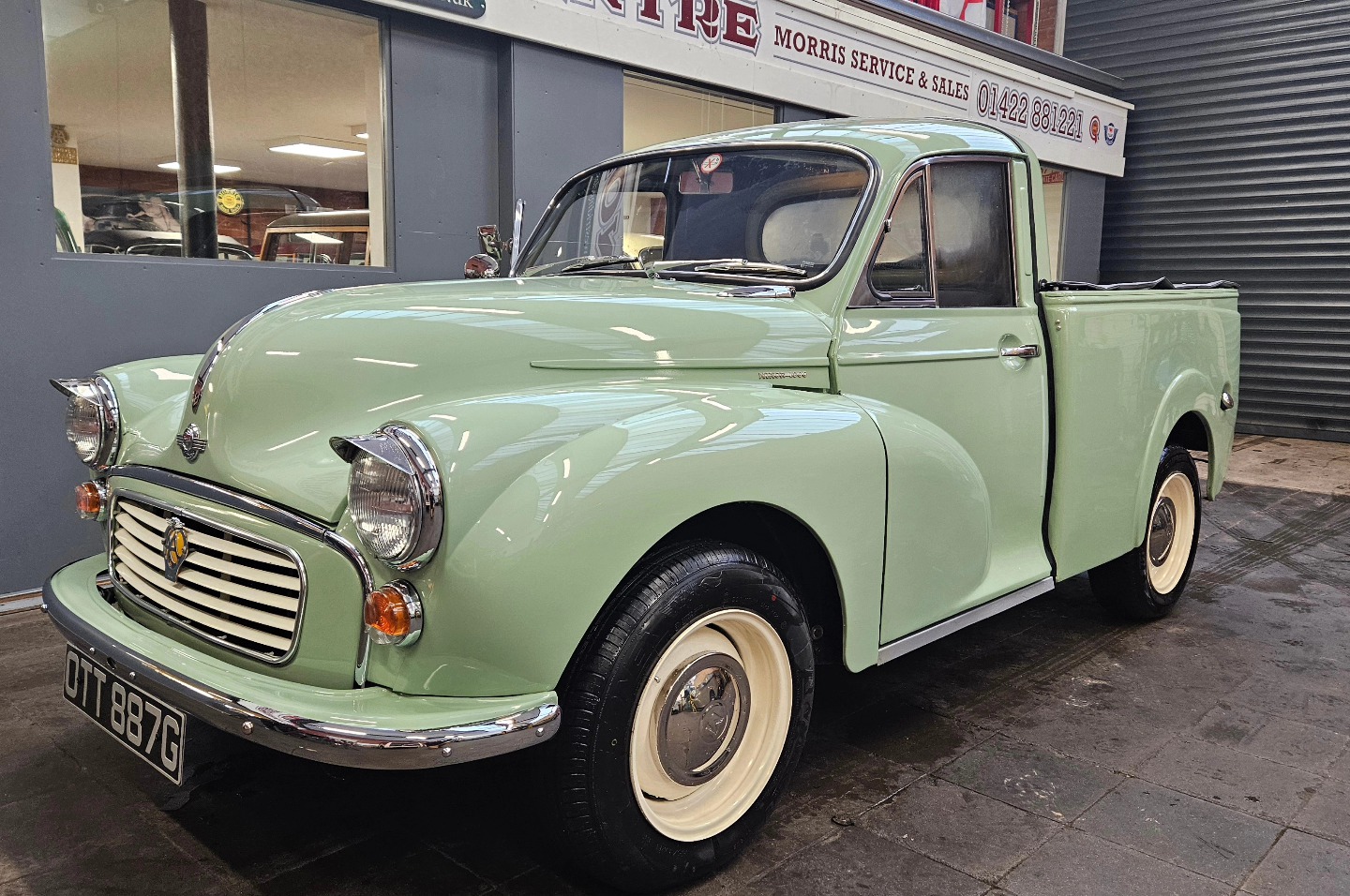West Riding Classic Cars added... - West Riding Classic Cars