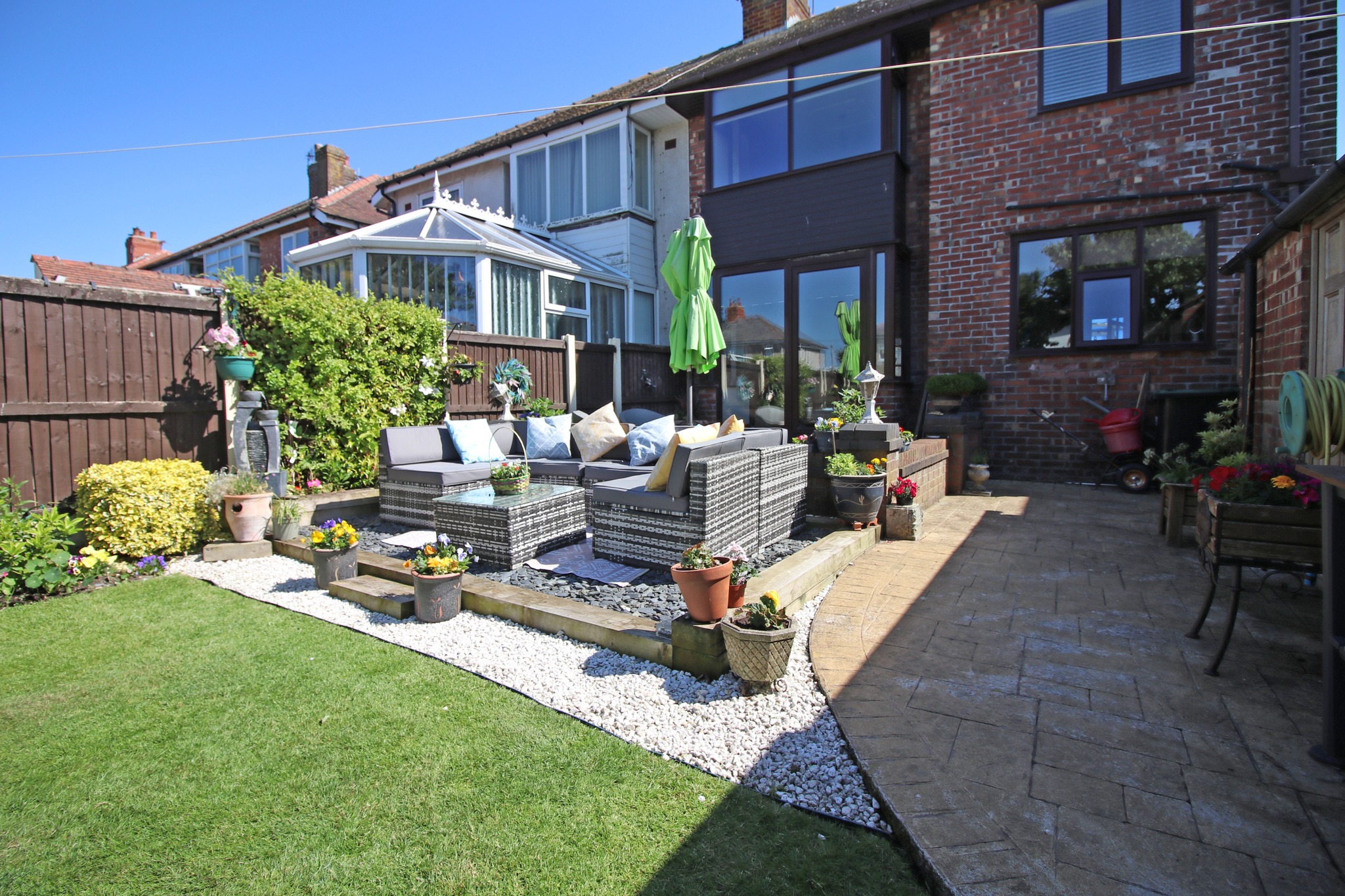 Curated visual reference: Home Outdoor Desirable Yard Reference: Unique Reduced To Sell Rossall Grange Lane Fleetwood Fy7