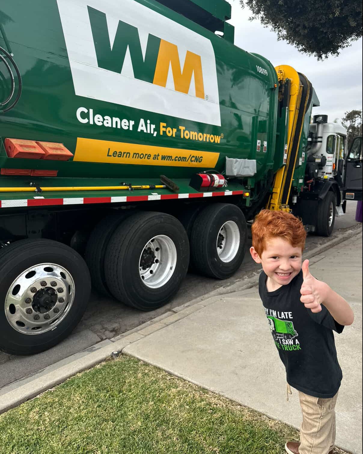 WM - Thumbs up for pick-up day! ?? Send us your #WMFanPhotos 
