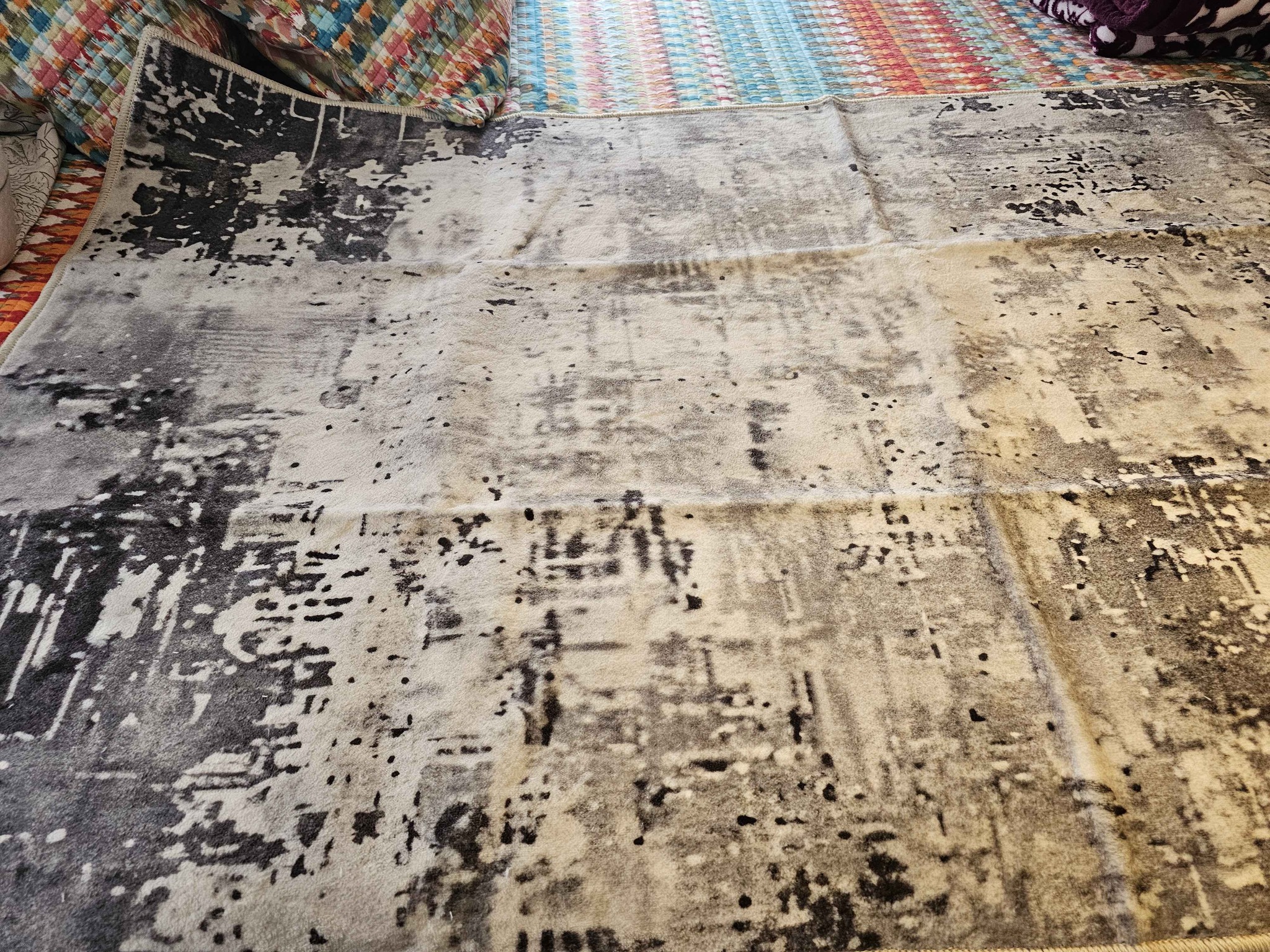 Two 3x5 rugs - Area Rugs | Facebook Marketplace | Facebook