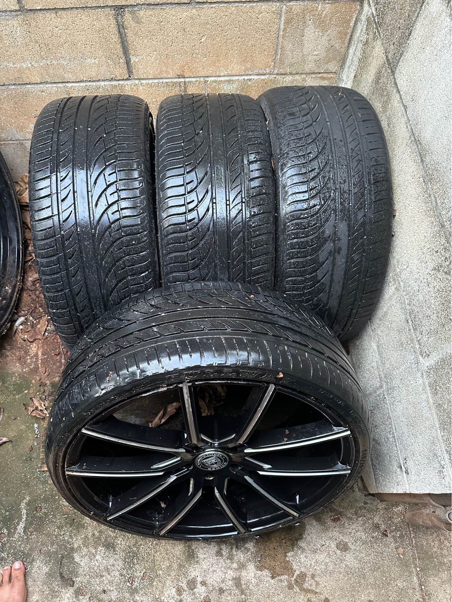 22” Lexani Competition Rims - Car Wheels, Tires & Parts - Kailua ...