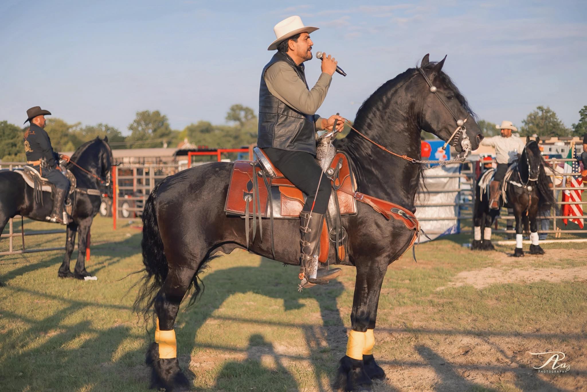 Rey Román Oficial