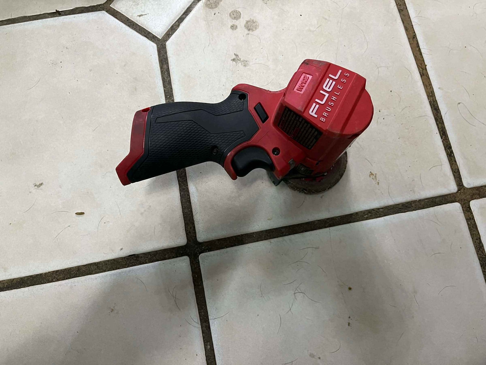 Baffer Milwaukee M12 fuel Sin pila ni cargador Entrego plaza 2000 atrás ...