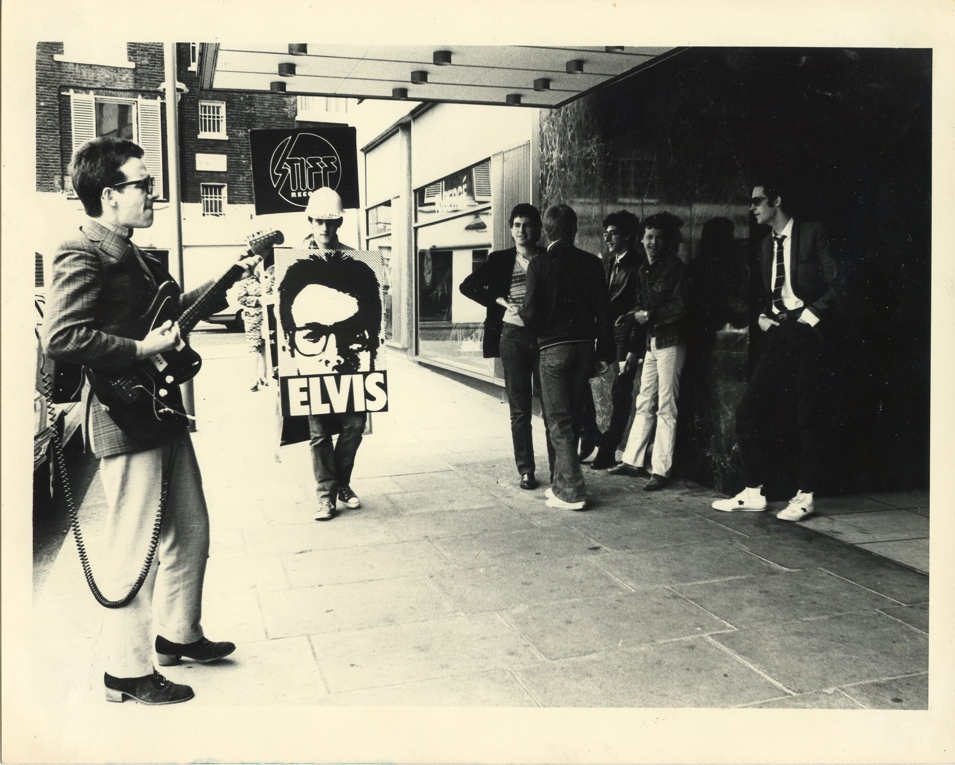 Elvis Costello CONAN, TBS October 21, 2015 On his first trip to