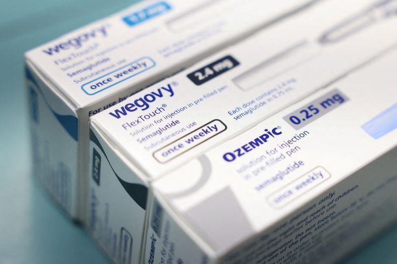 When patients stop taking weight-loss medications, the beneficial effects of the drugs on weight and other health issues disappear within two years, a large analysis of earlier research has found. Heart health