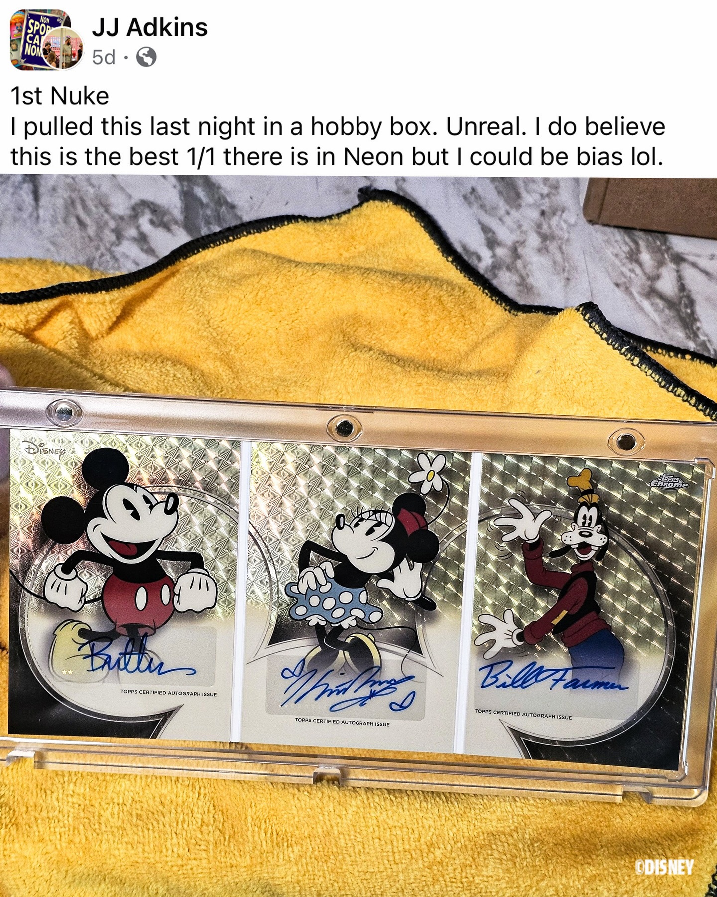 リチャードカインド　直筆サイン　ディズニー　topps インサイドヘッド Just pulled Minnie 1/1 Auto Super Refractor!! Disney Neon - $25