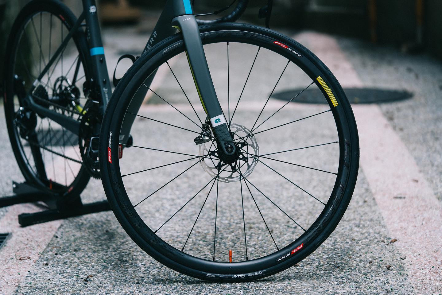 YAO - SCOPE - R3 series For Climbing 相較於R4 來說，R3 更利於爬坡 