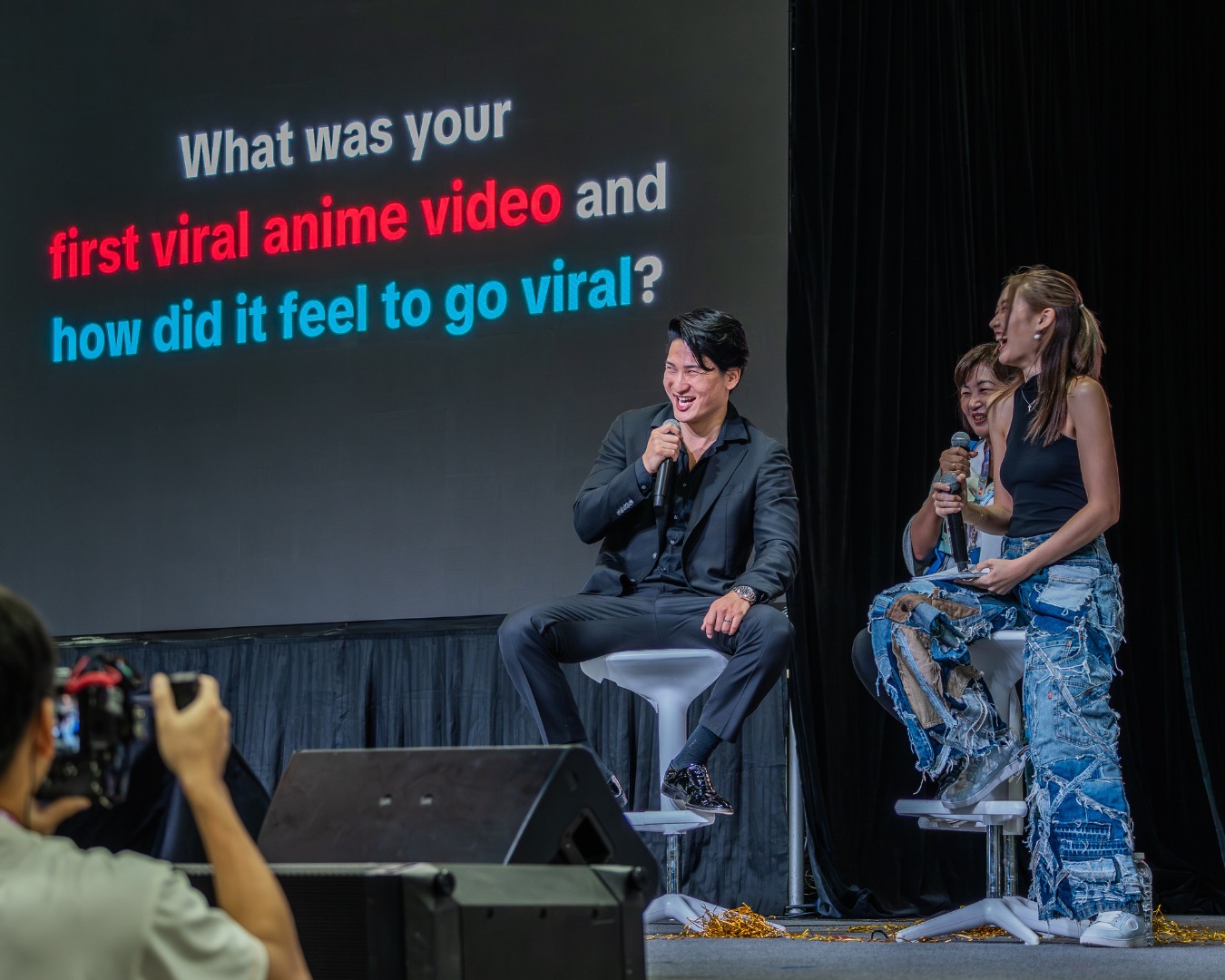 Fans, cheers, and one legendary Final Boss at #SGCC2025