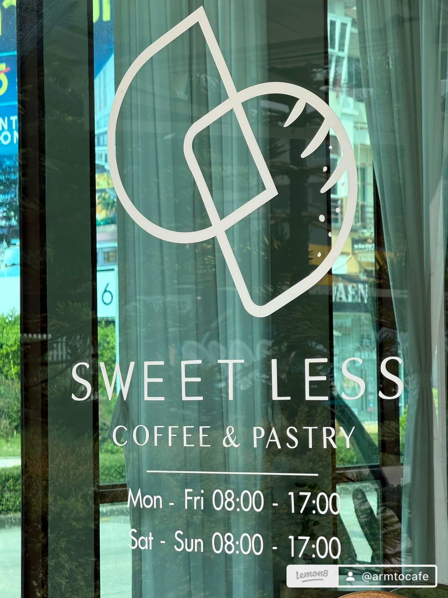 Sweet Less Coffee & Pastry | Chon Buri