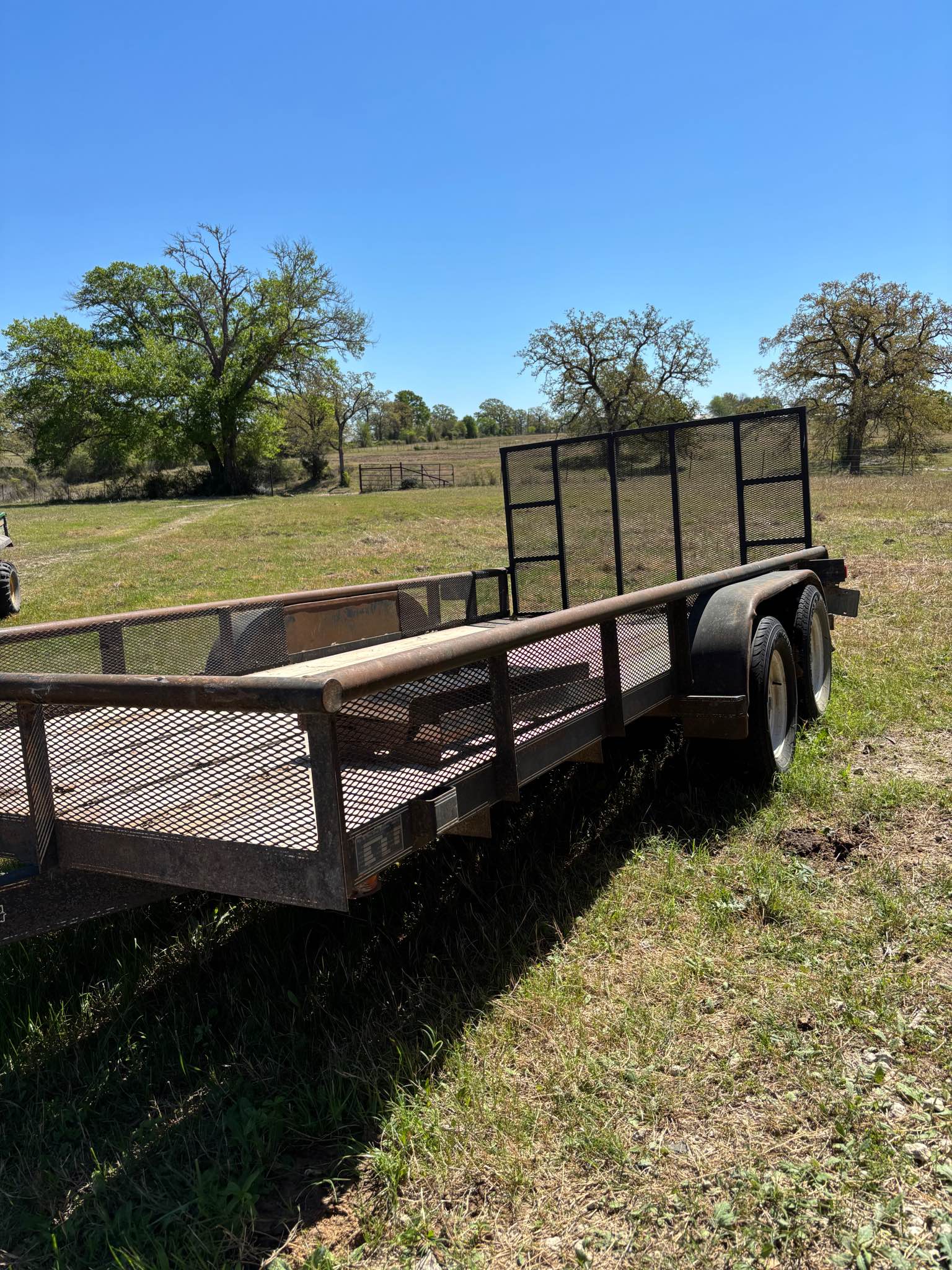Texas Bragg Trailer 20ft w/ ramp - Trailers - Bryan, Texas | Facebook ...