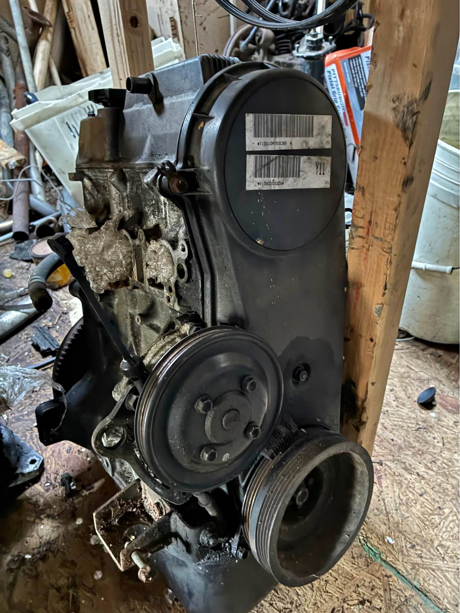 GEO METRO ENGINE TRANSMISSION SPEEDOMETER ETC. - Car Engines & Engine ...
