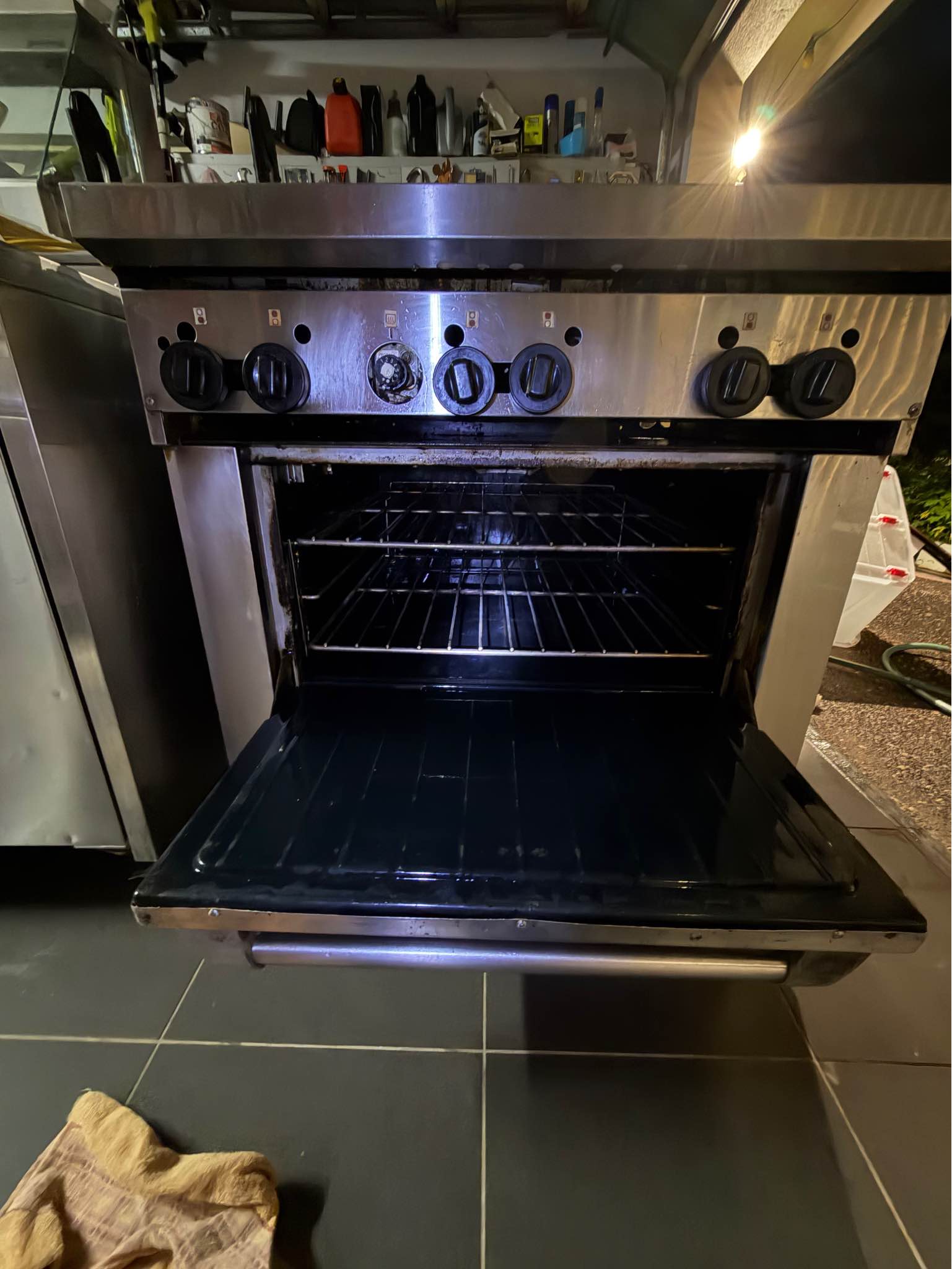 Garland cooktop oven - Ranges & Ovens - Cairns, Queensland, Australia