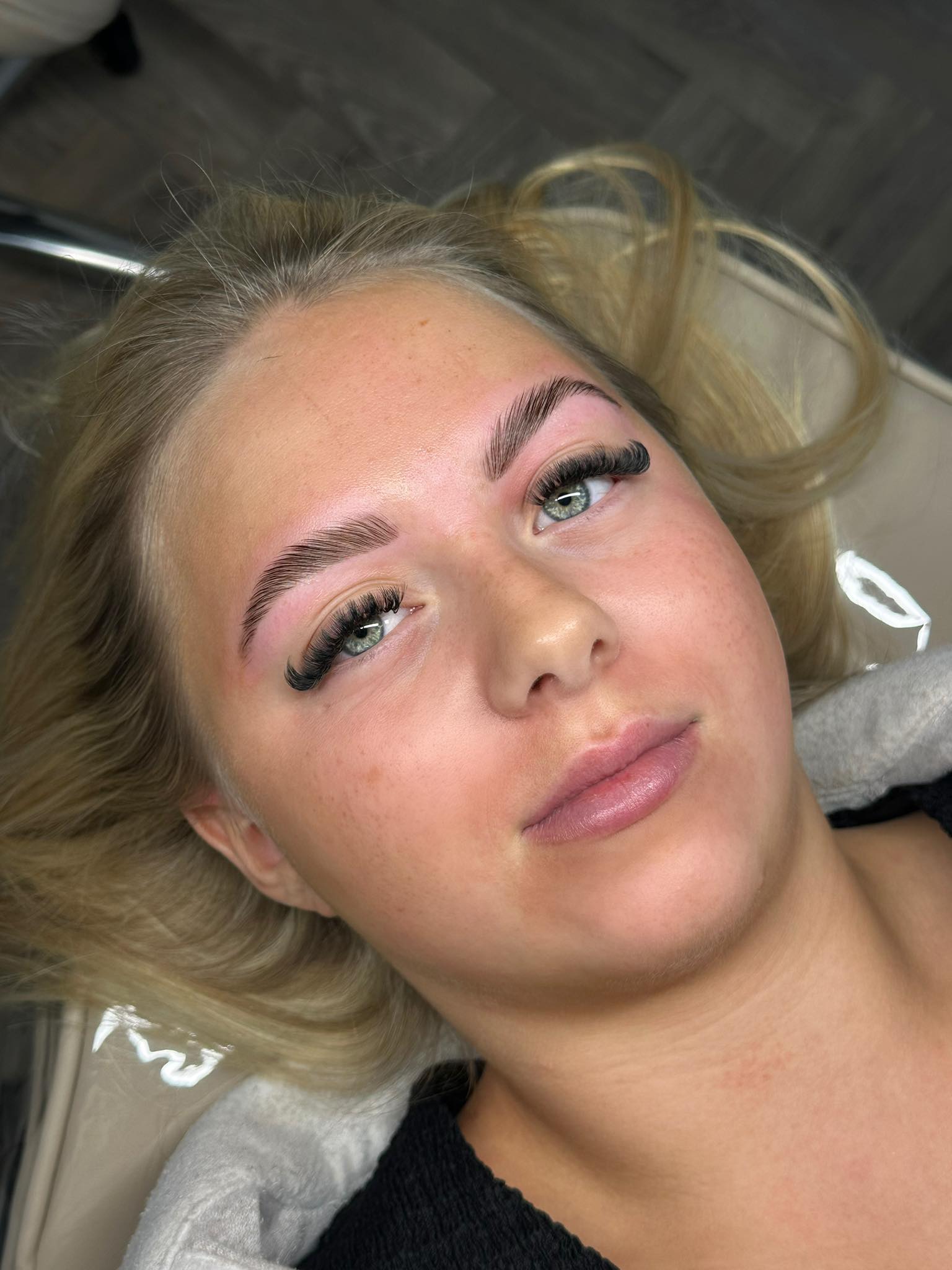 Outlashedbyc - A combo I will never not love🙂‍↔️🎀 -Russian lashes £45 ...