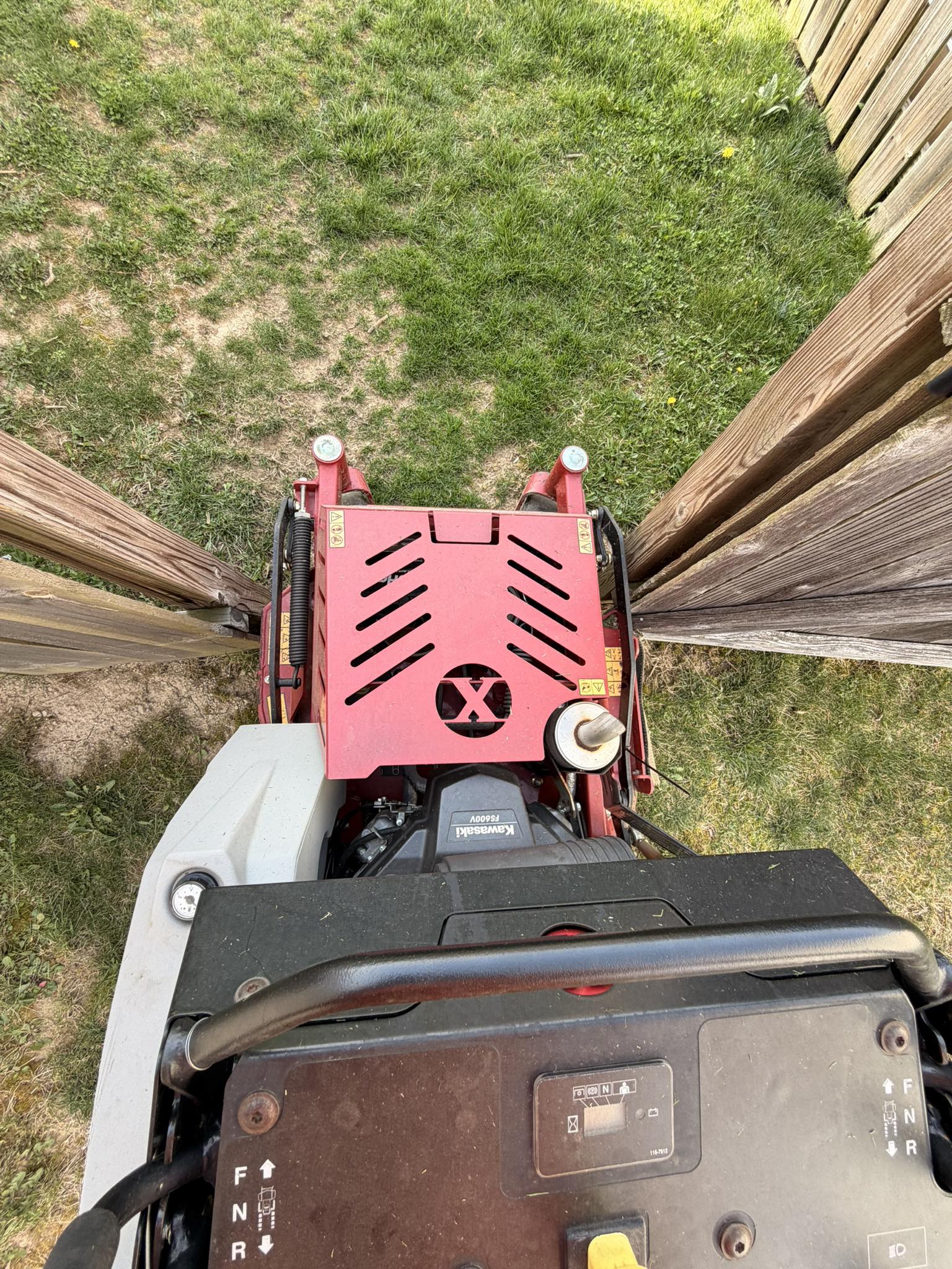 What chute blockers are used for Exmark Staris 32 mowers?