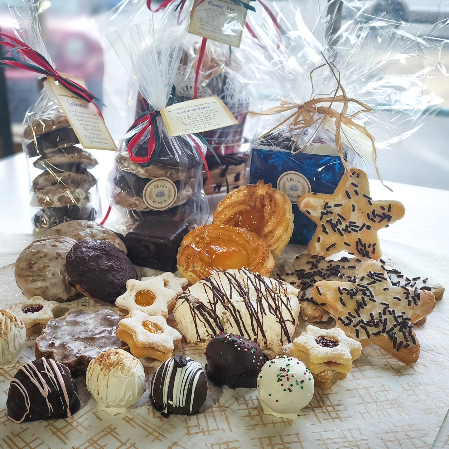 Bring home our sweet collection of Favorina desserts– unique